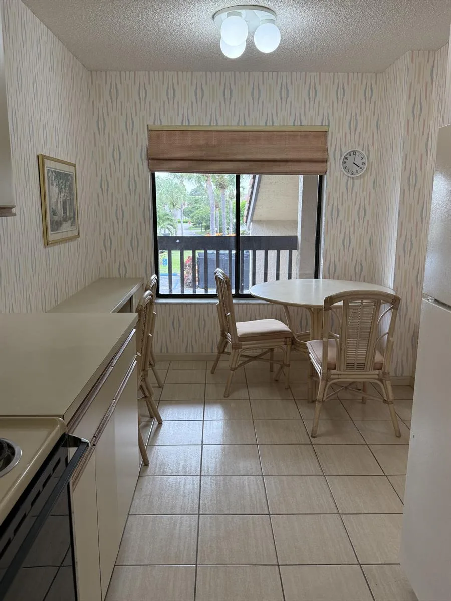 10107 Mangrove Drive, Boynton Beach, FL 33437 photo 5