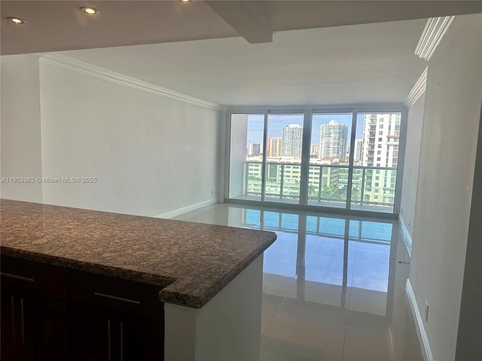 100 Bayview Dr # 1230, Sunny Isles Beach, FL 33160 photo 7