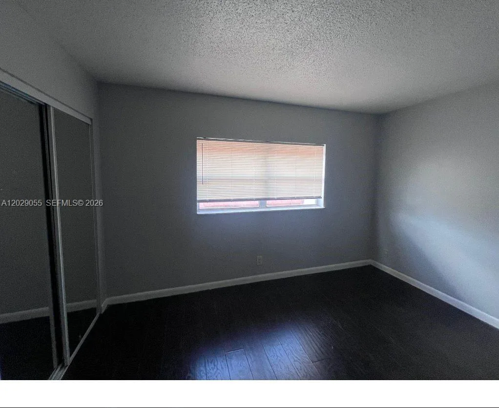 2512 NW 52nd Ave # 22B, Lauderhill, FL 33313