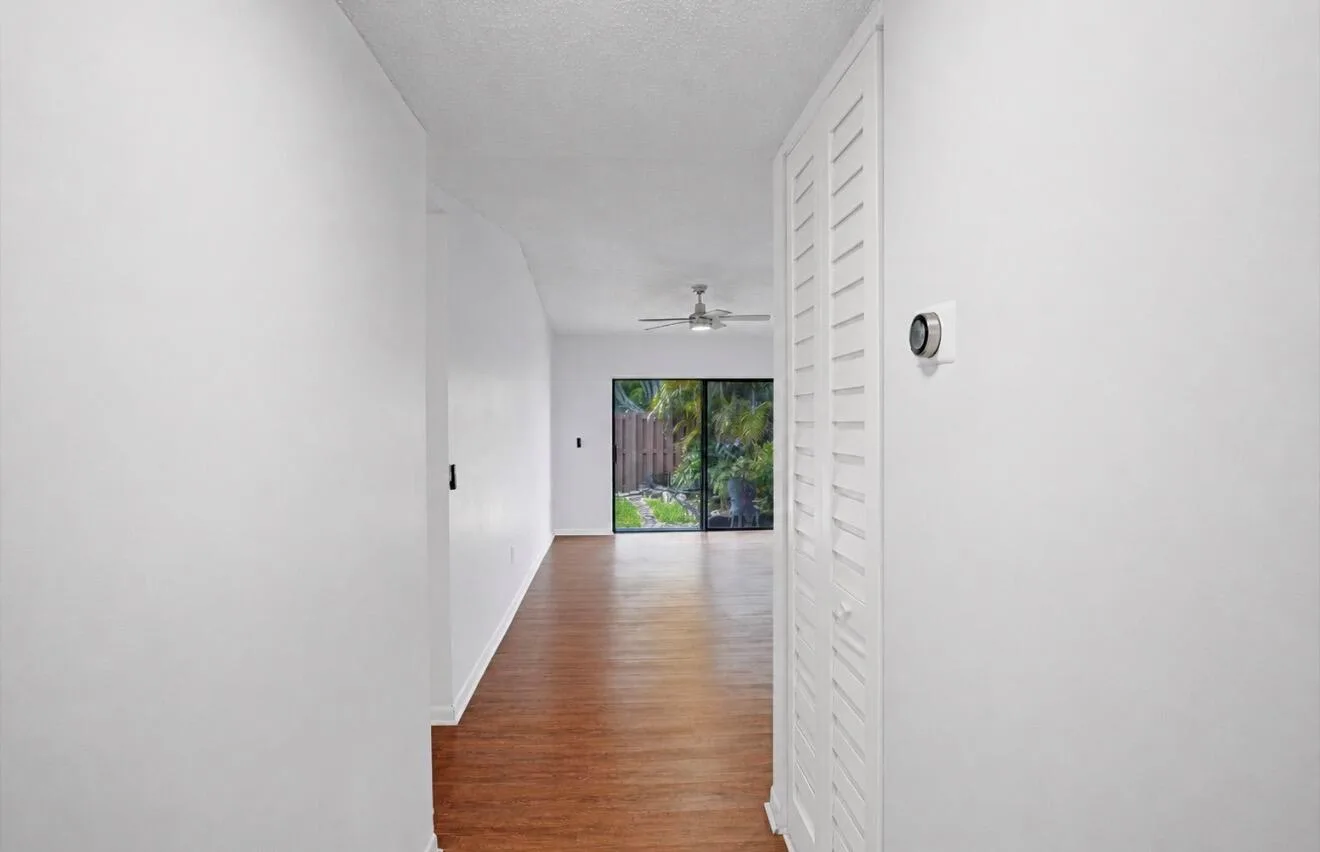 13934 SW 52nd Terrace, Miami, FL 33175 photo 3