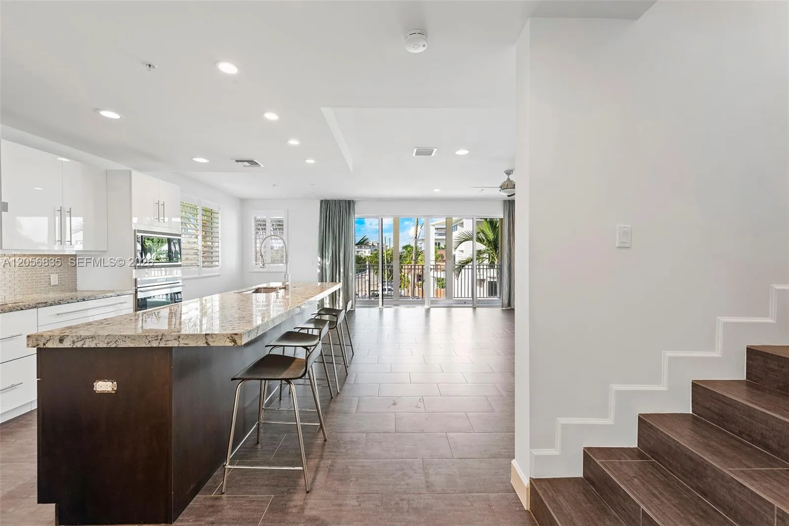 348 Elm St # B-10, Hollywood, FL 33019 photo 12