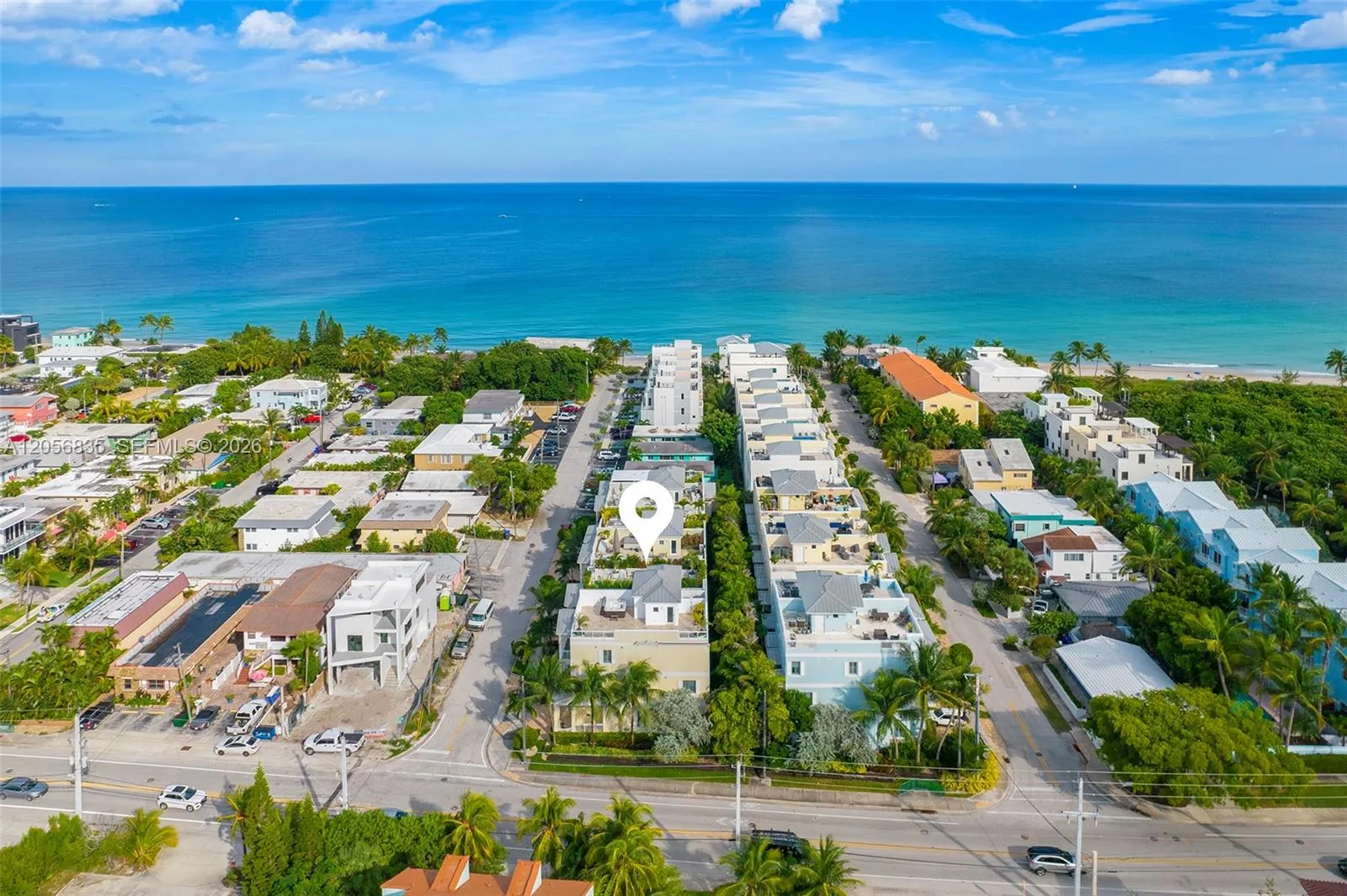 348 Elm St # B-10, Hollywood, FL 33019 photo 2