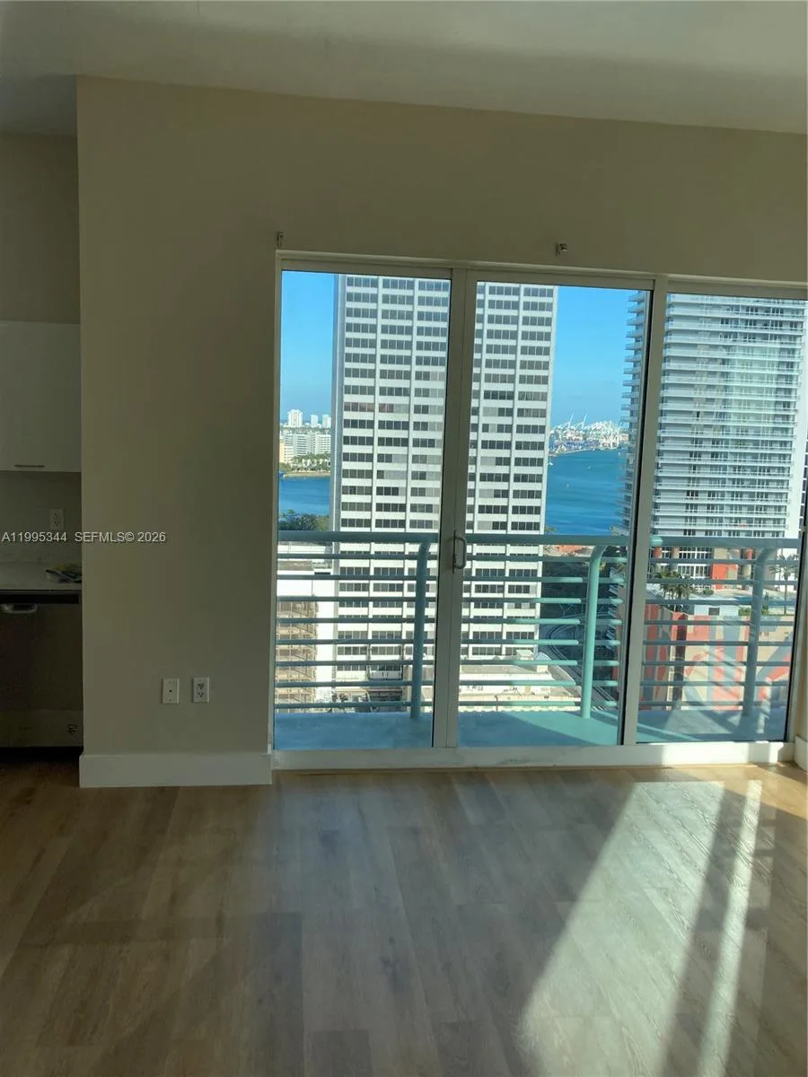 133 NE 2nd Ave # 2112, Miami, FL 33132 photo 7