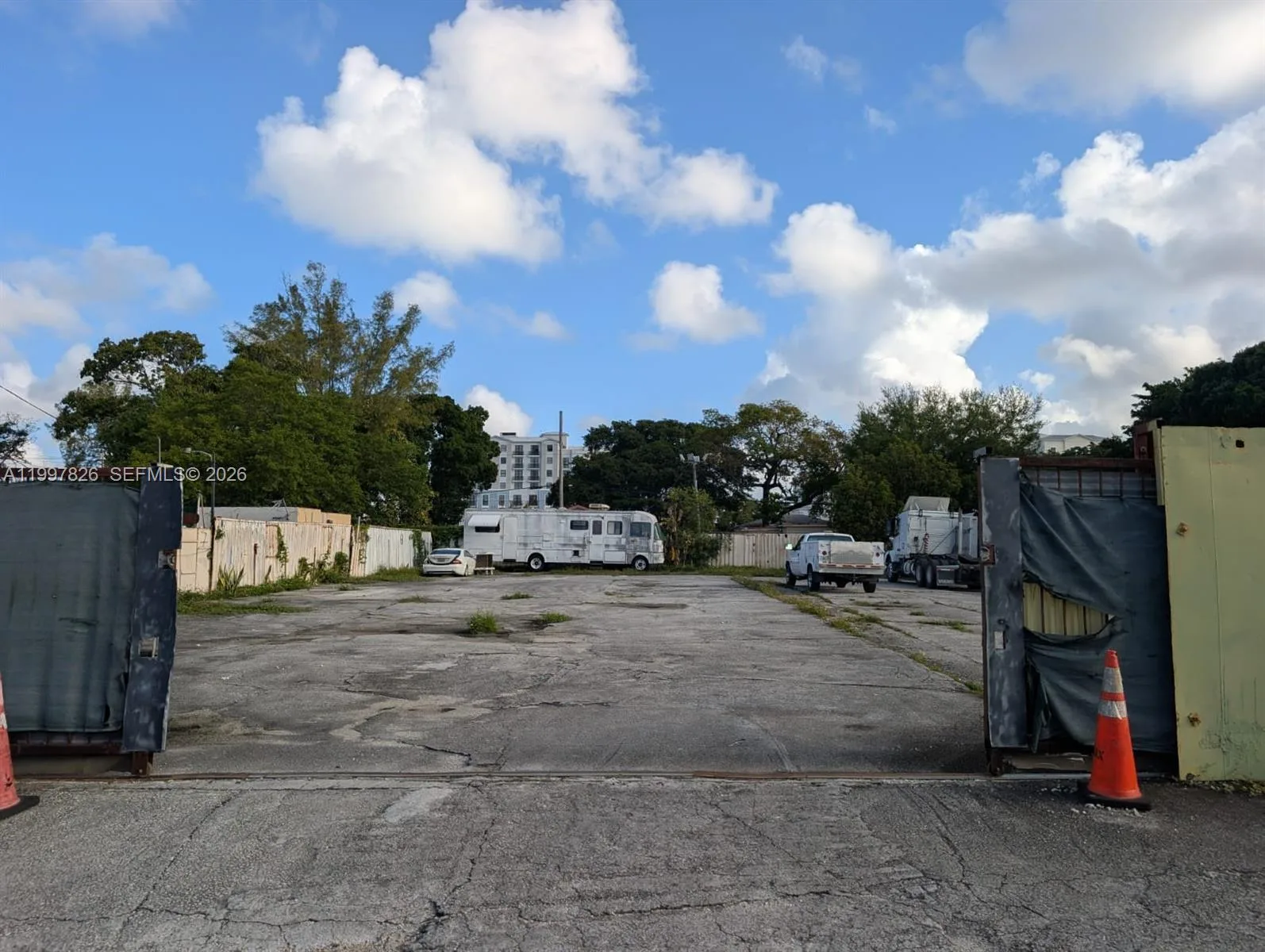 3175 NW 75TH STREET, Miami, FL 33147 photo 4
