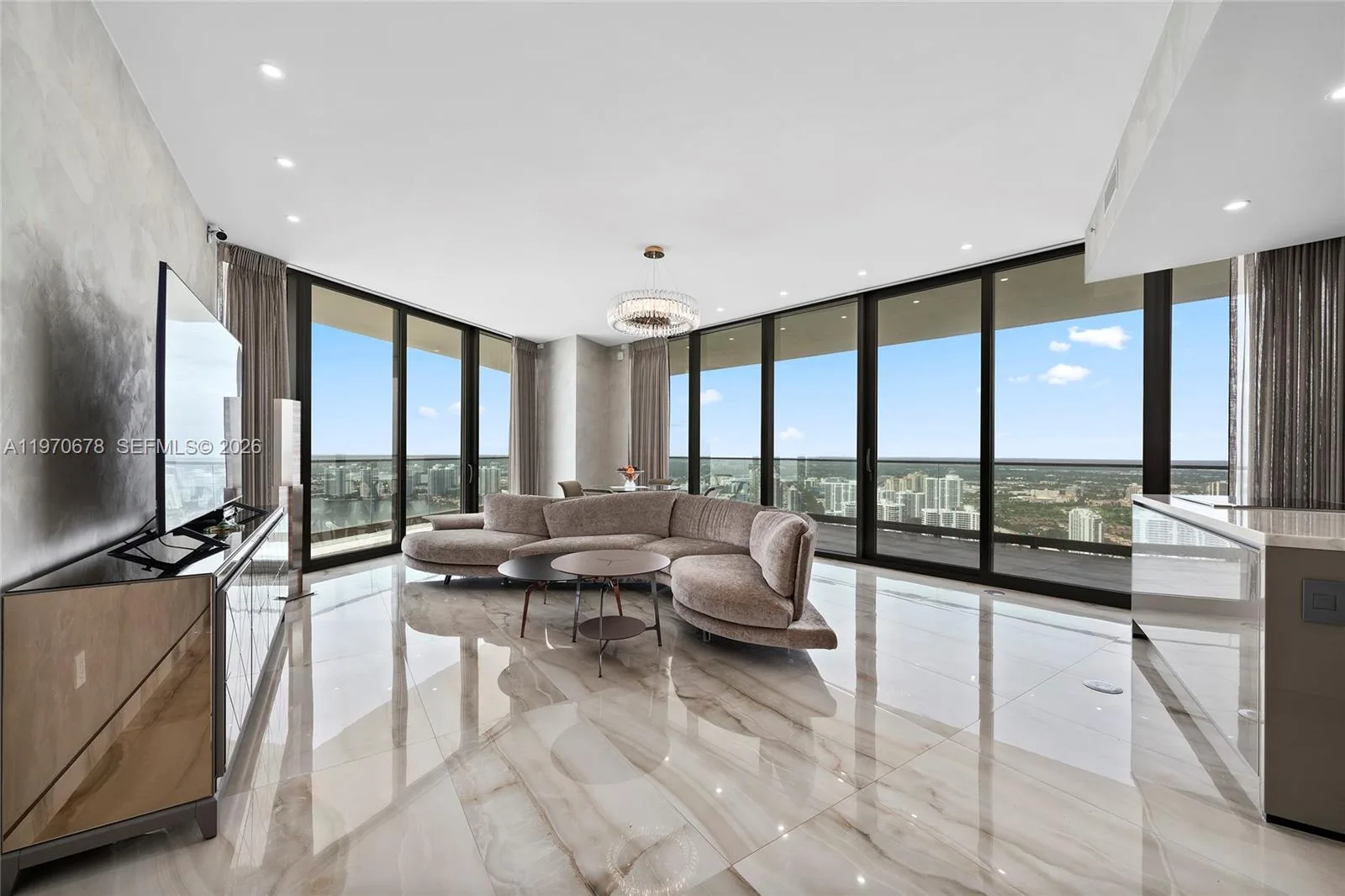 18975 Collins Ave # 4505, Sunny Isles Beach, FL 33160