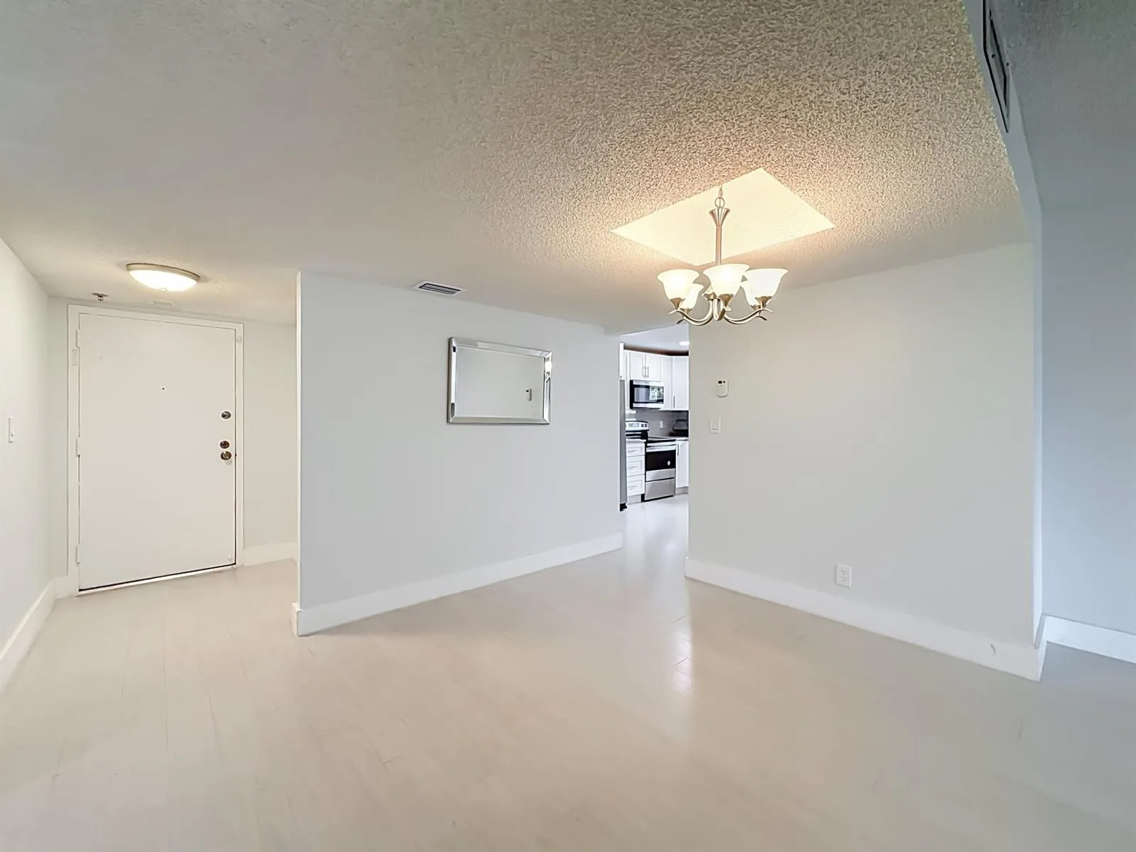 16300 Golf Club Road # 201, Weston, FL 33326 — zdjęcie 3