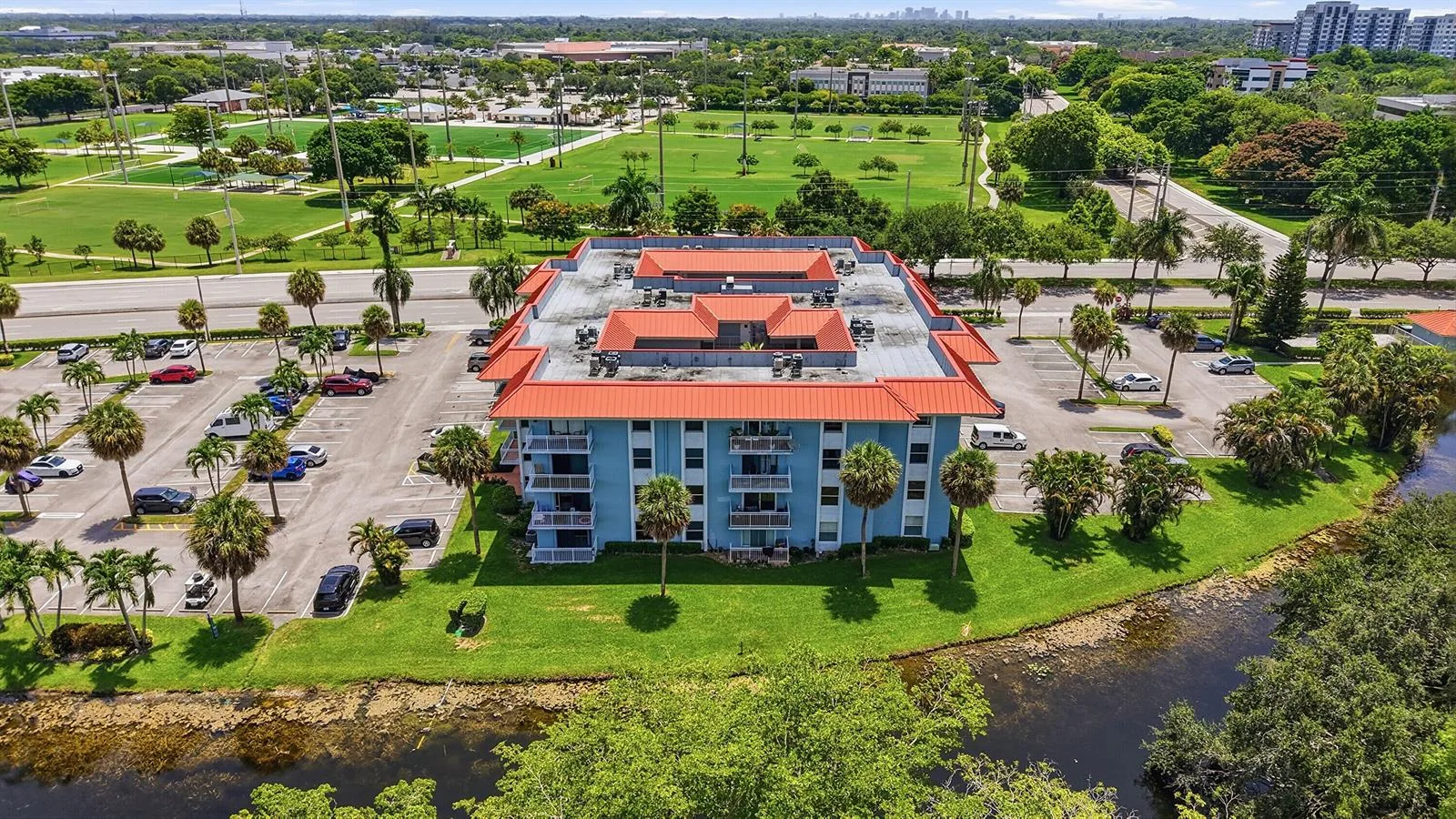 505 S PINE ISLAND Road # B310, Plantation, FL 33324