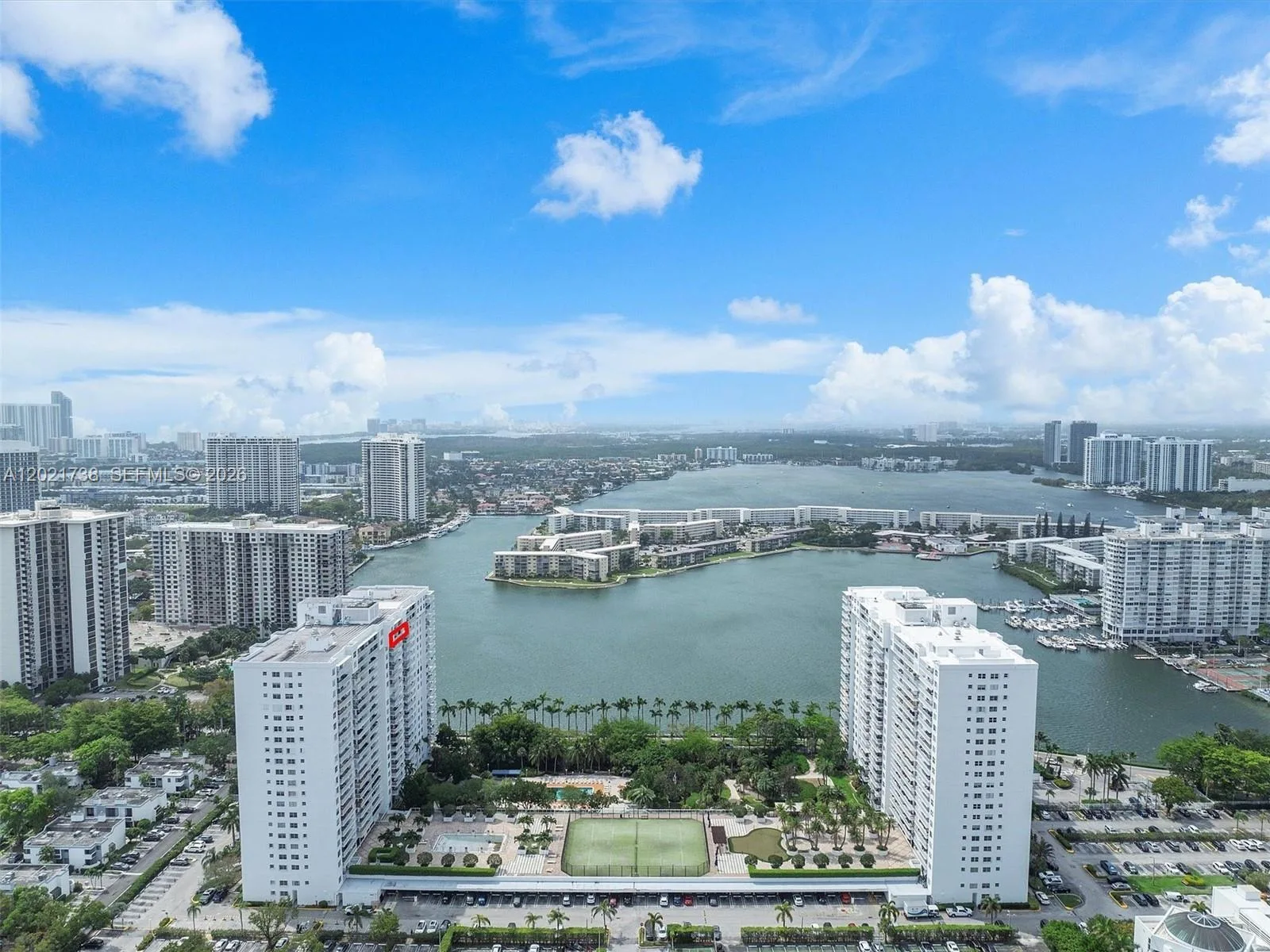 2851 NE 183rd St # 2112E, Aventura, FL 33160