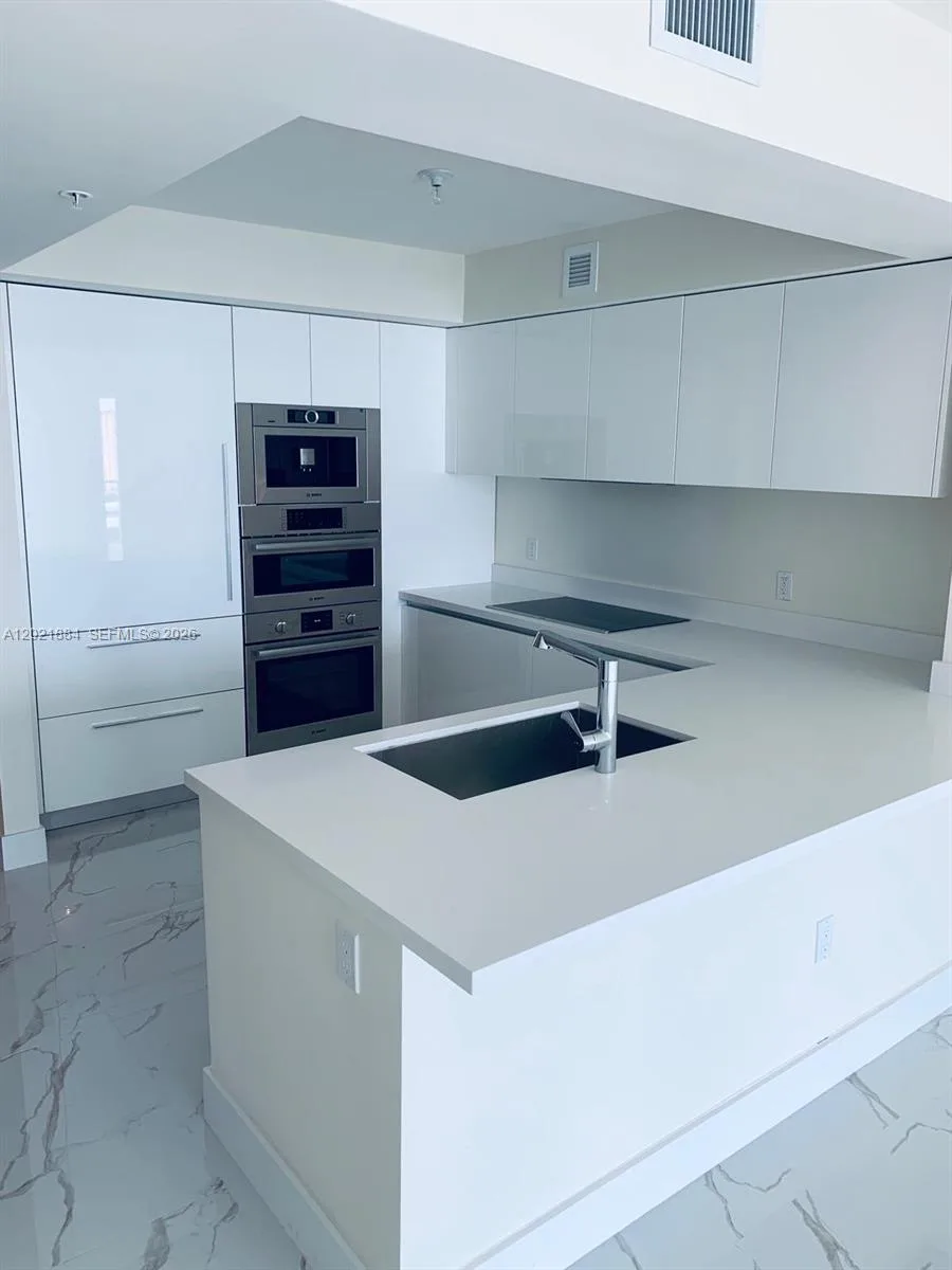330 Sunny Isles Blvd # 5-1006, Sunny Isles Beach, FL 33160 photo 3