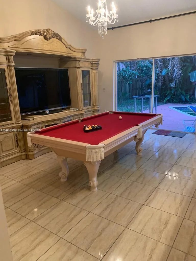 10340 SW 15th St, Pembroke Pines, FL 33025 photo 6