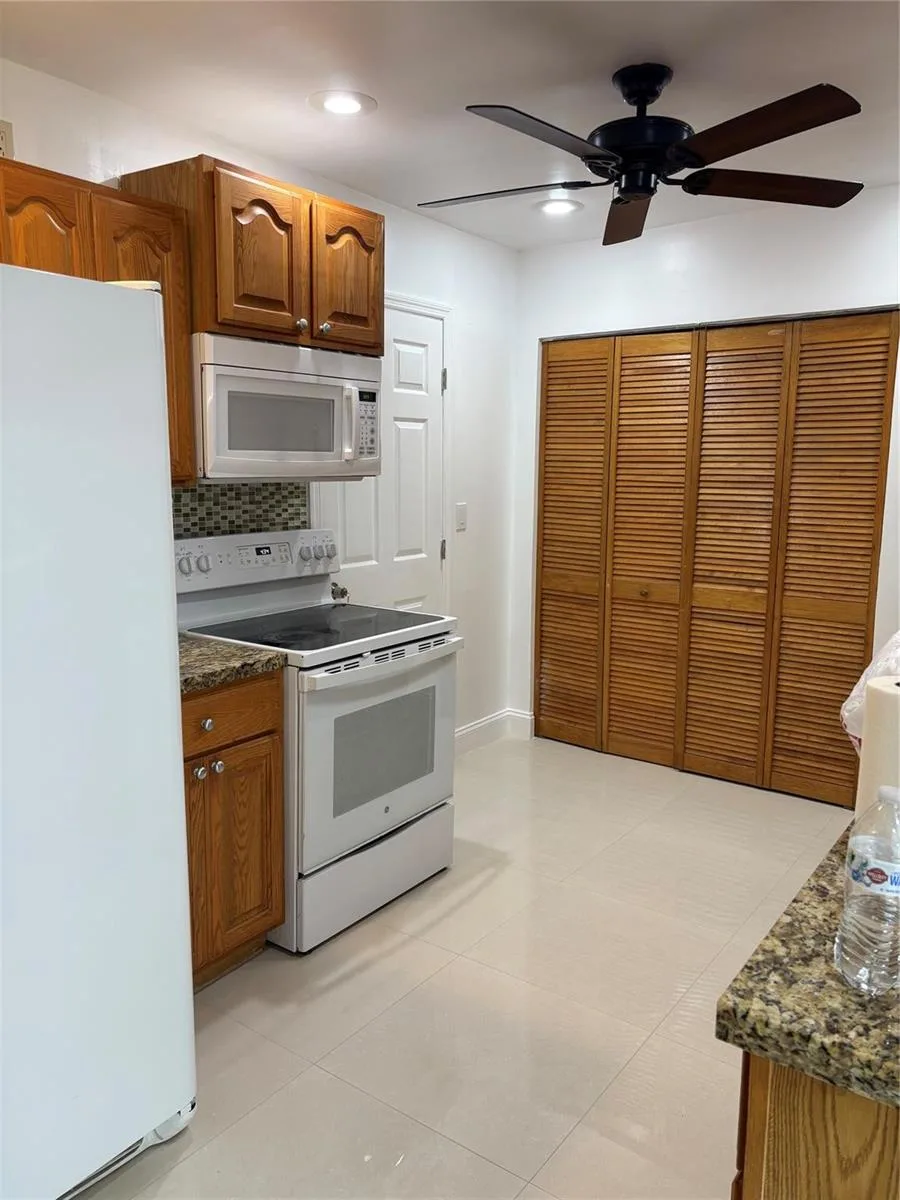 5635 GRANT Street, Hollywood, FL 33021 photo 10