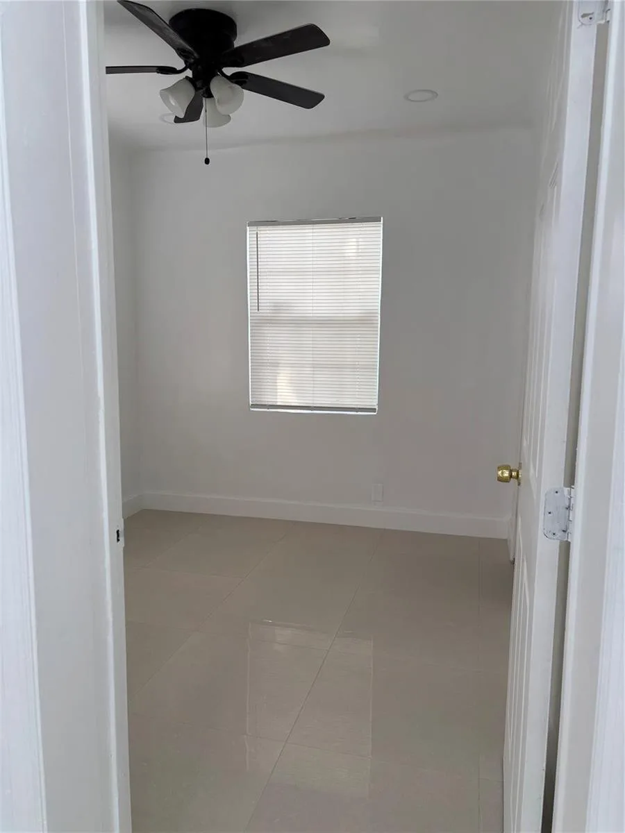 5635 GRANT Street, Hollywood, FL 33021 photo 12