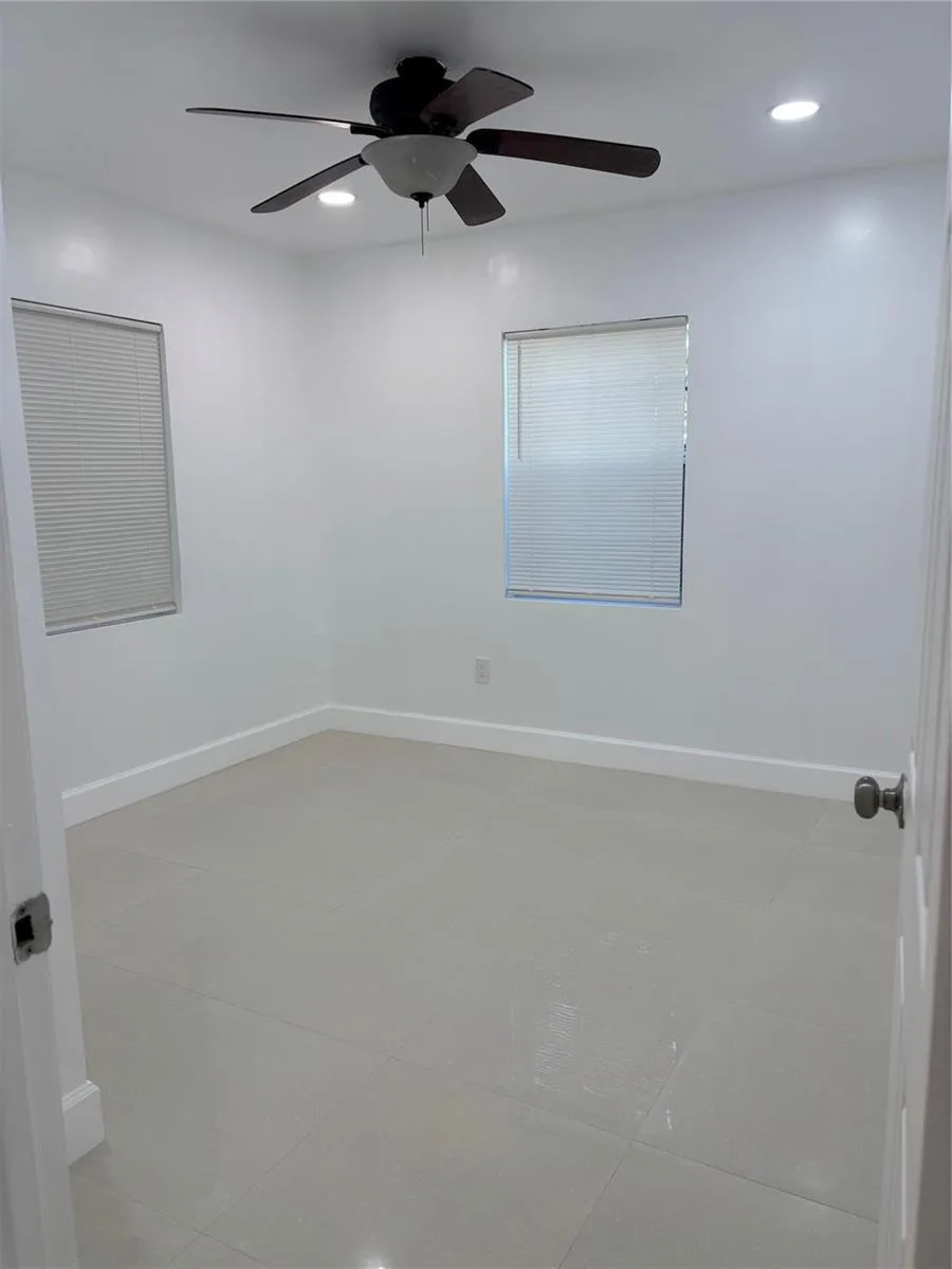 5635 GRANT Street, Hollywood, FL 33021 photo 6