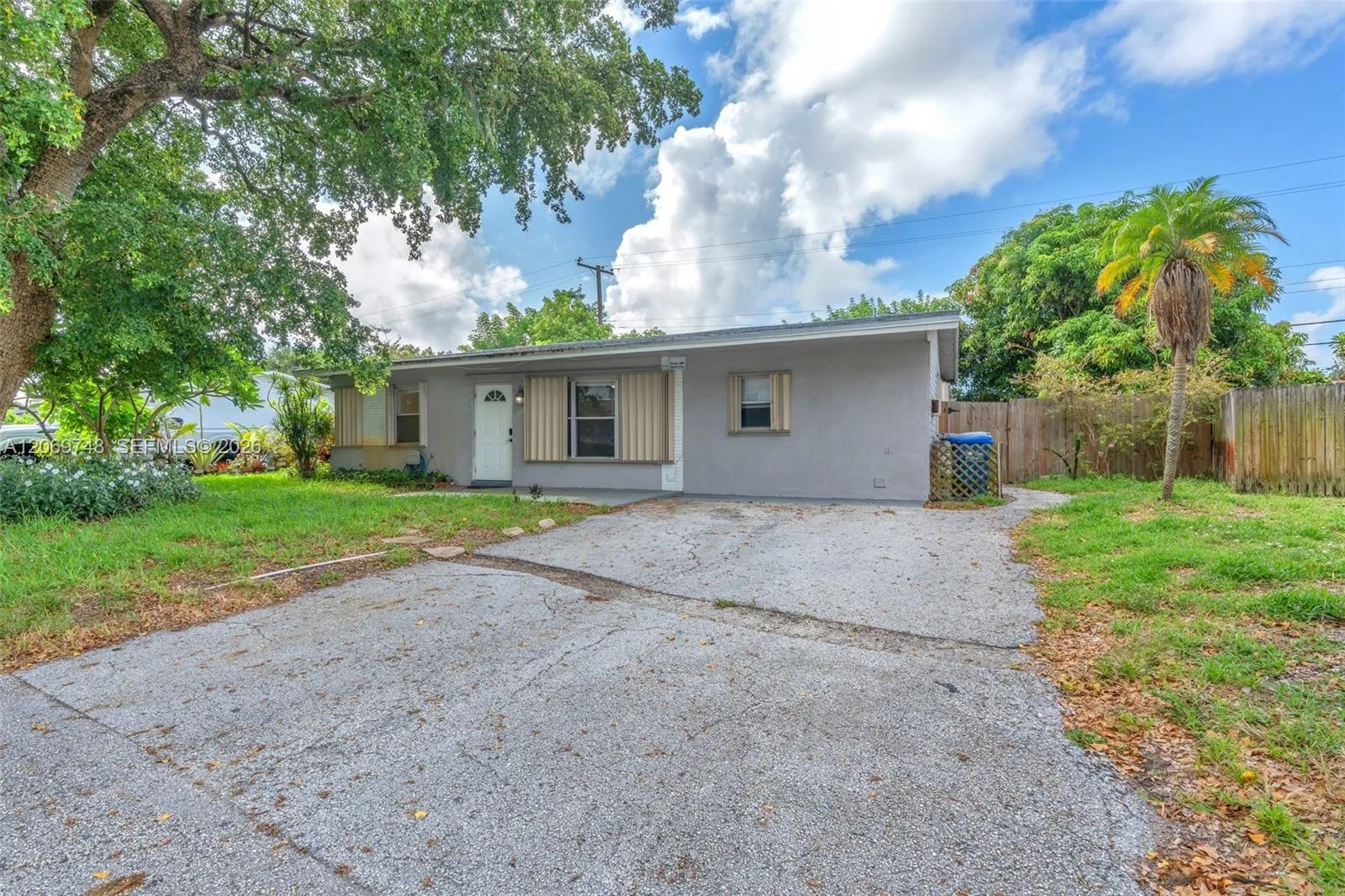 1640 NE 33rd St, Pompano Beach, FL 33064 photo 4
