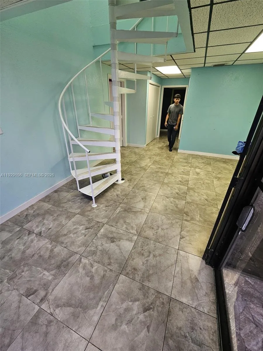 6175 NW 167th St # G18, Hialeah, FL 33015 photo 2