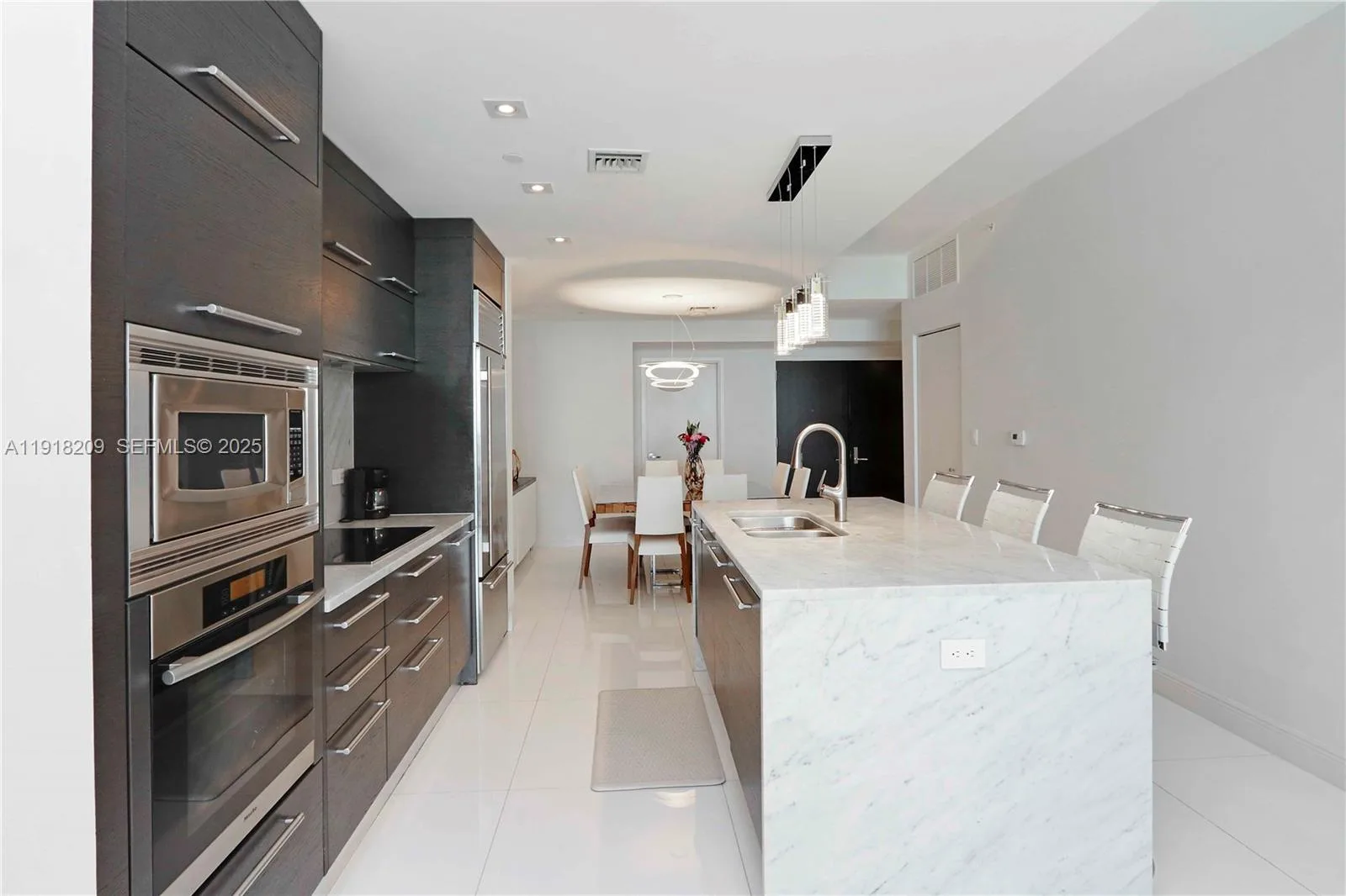 900 Biscayne Blvd # 2508, Miami, FL 33132 photo 9