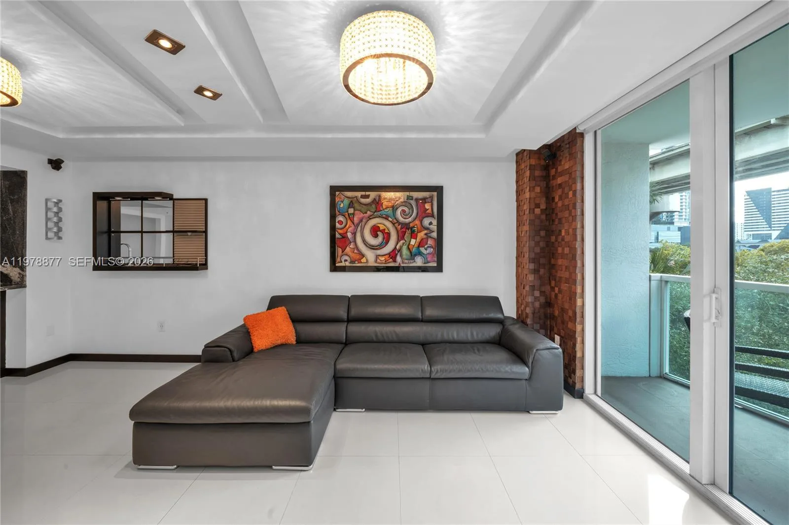31 SE 5th St # 407, Miami, FL 33131 photo 10