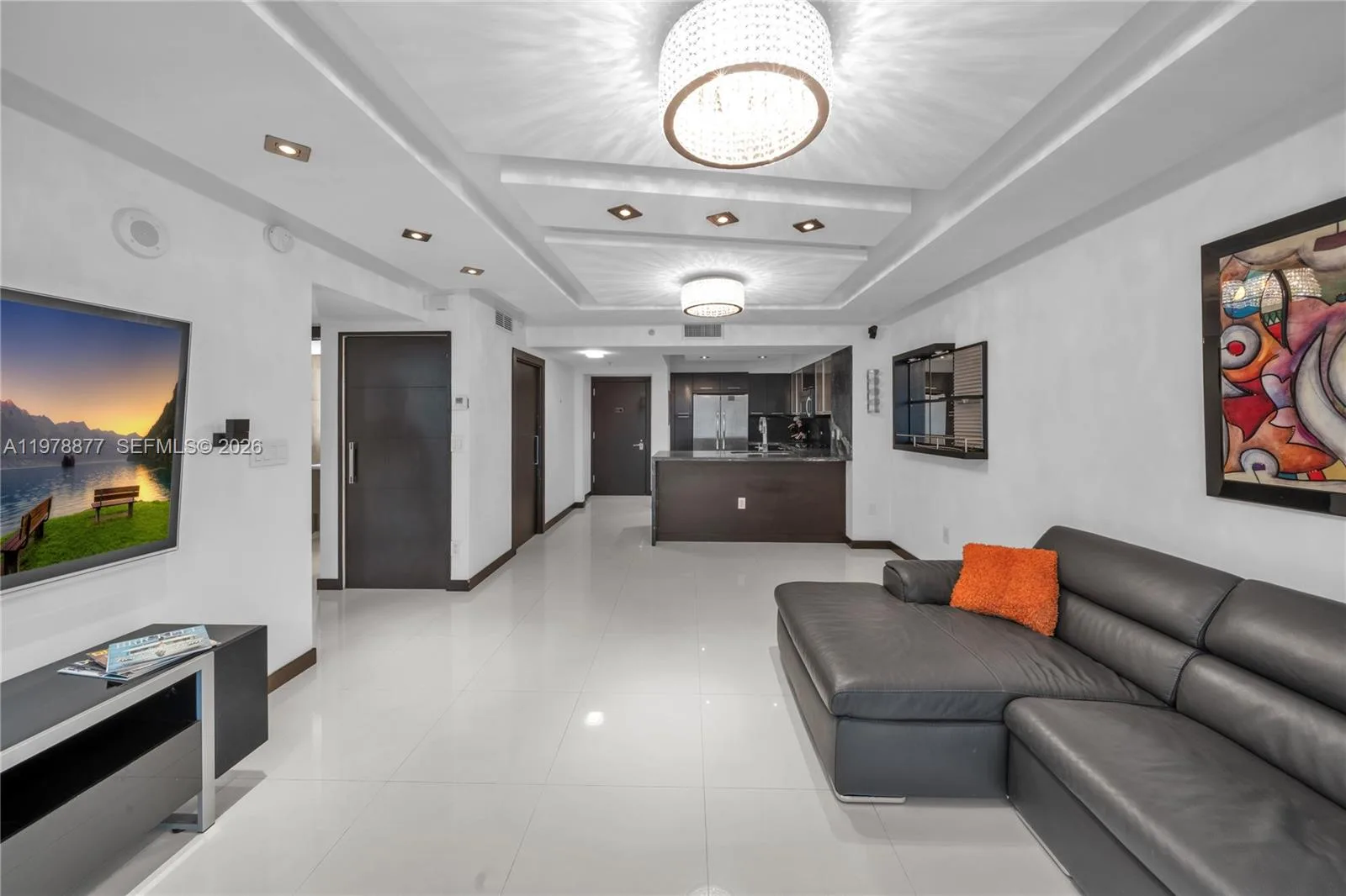 31 SE 5th St # 407, Miami, FL 33131 photo 12