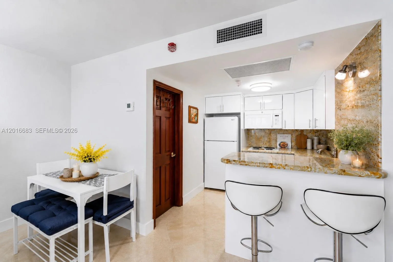 19201 Collins Ave # 609, Sunny Isles Beach, FL 33160 photo 6