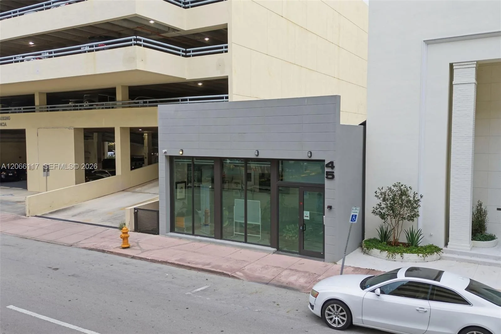 45 Valencia Ave, Coral Gables, FL 33134 photo 3