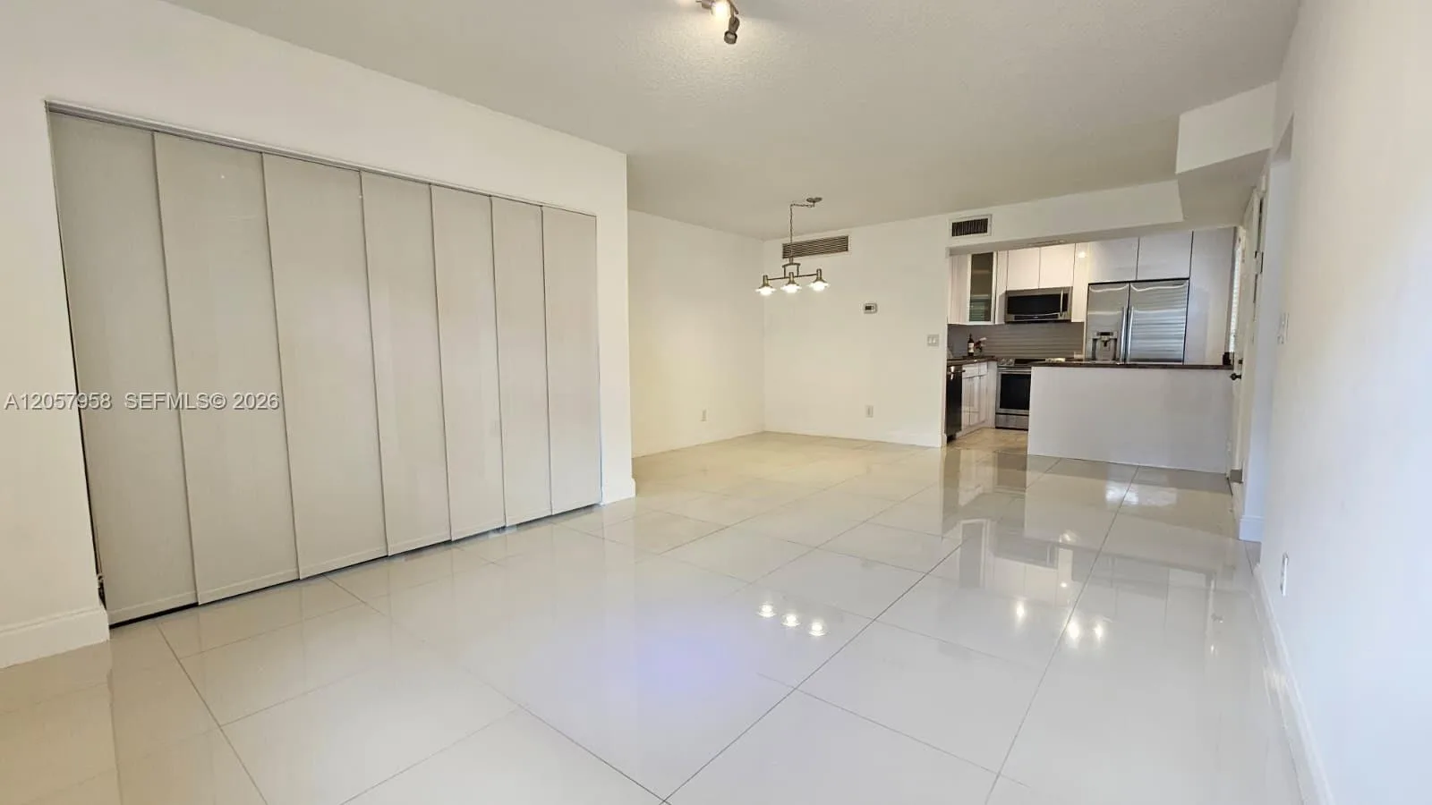 9850 NW 3rd Ct # 2, Plantation, FL 33324 photo 2