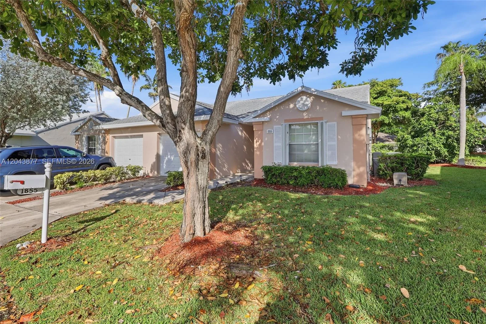 1855 SE 6th Ct, Homestead, FL 33033 photo 2
