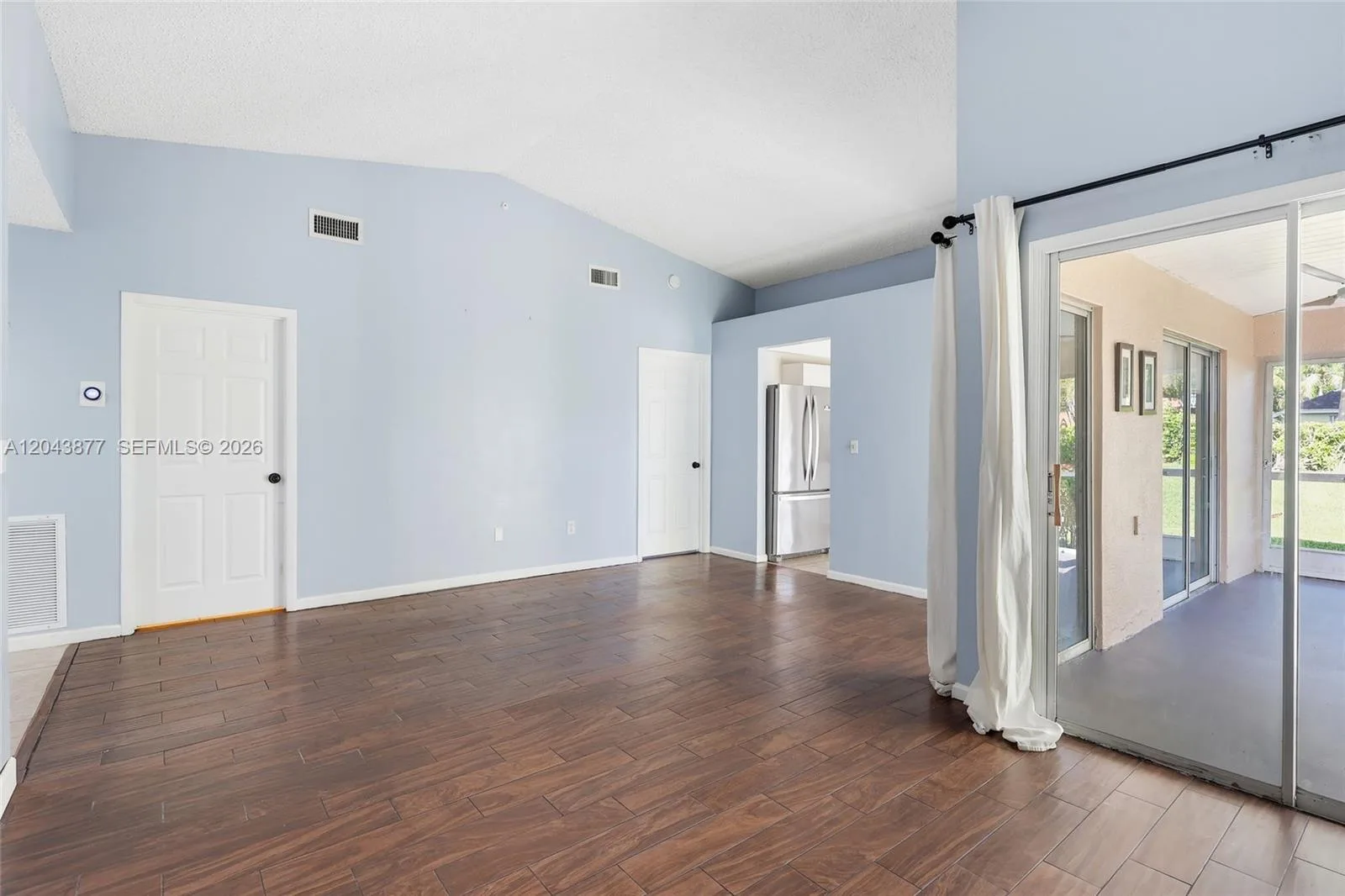 1855 SE 6th Ct, Homestead, FL 33033 photo 6