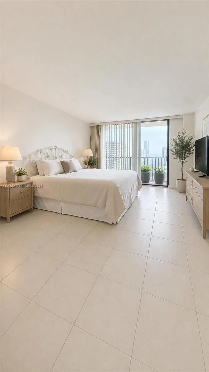 290 174th St # 2211, Sunny Isles Beach, FL 33160 photo 10
