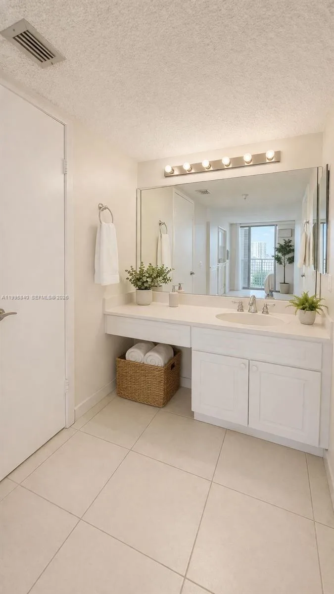 290 174th St # 2211, Sunny Isles Beach, FL 33160 photo 12
