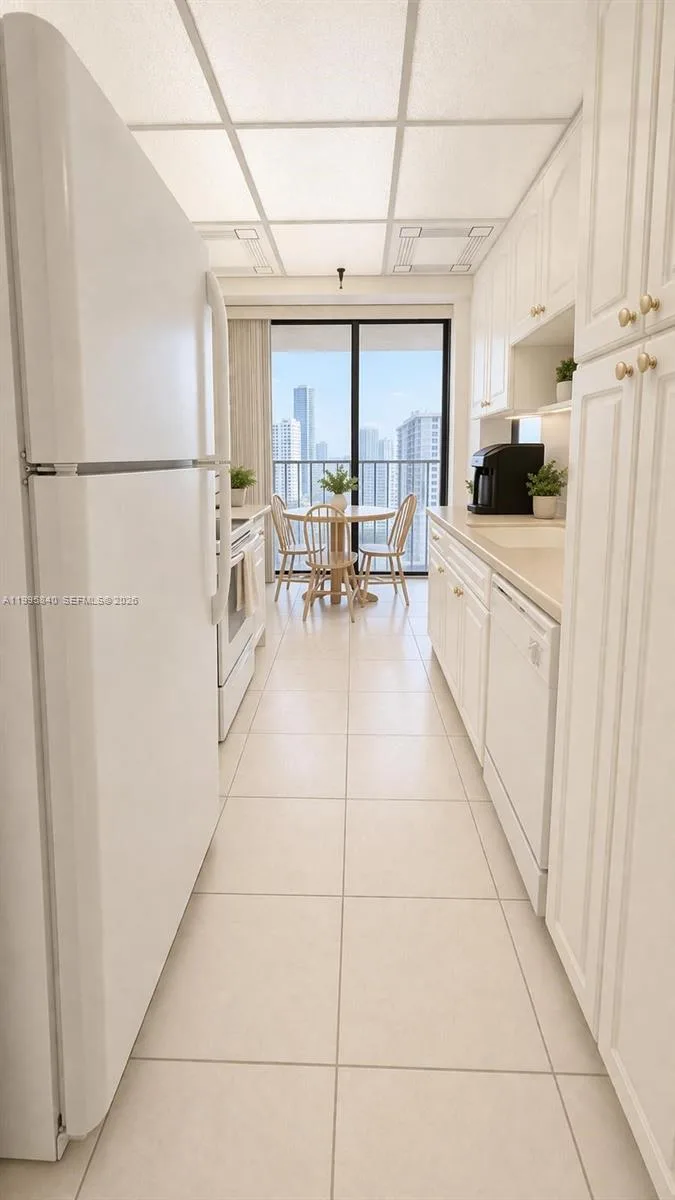 290 174th St # 2211, Sunny Isles Beach, FL 33160 photo 7