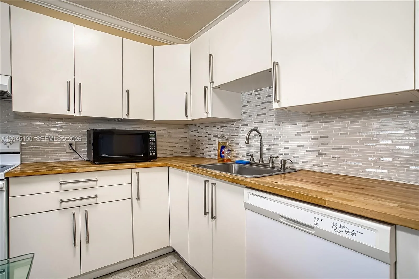 173 Ellesmere C # 173, Deerfield Beach, FL 33442 photo 2