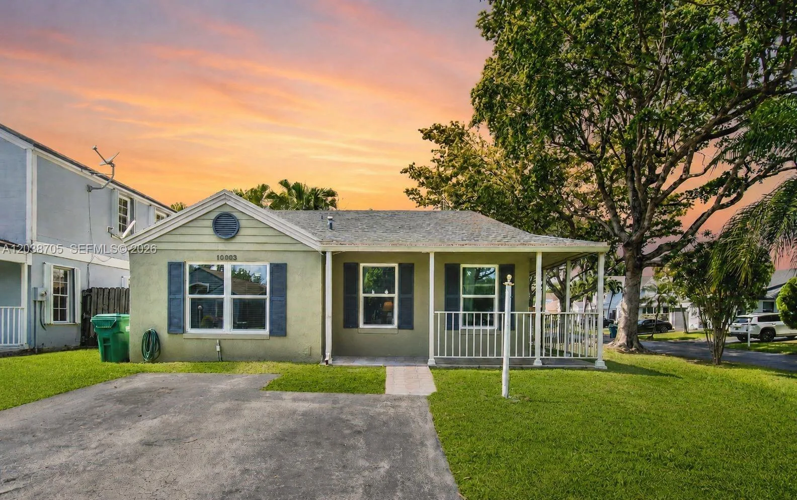 10003 SW 223rd Ter, Cutler Bay, FL 33190