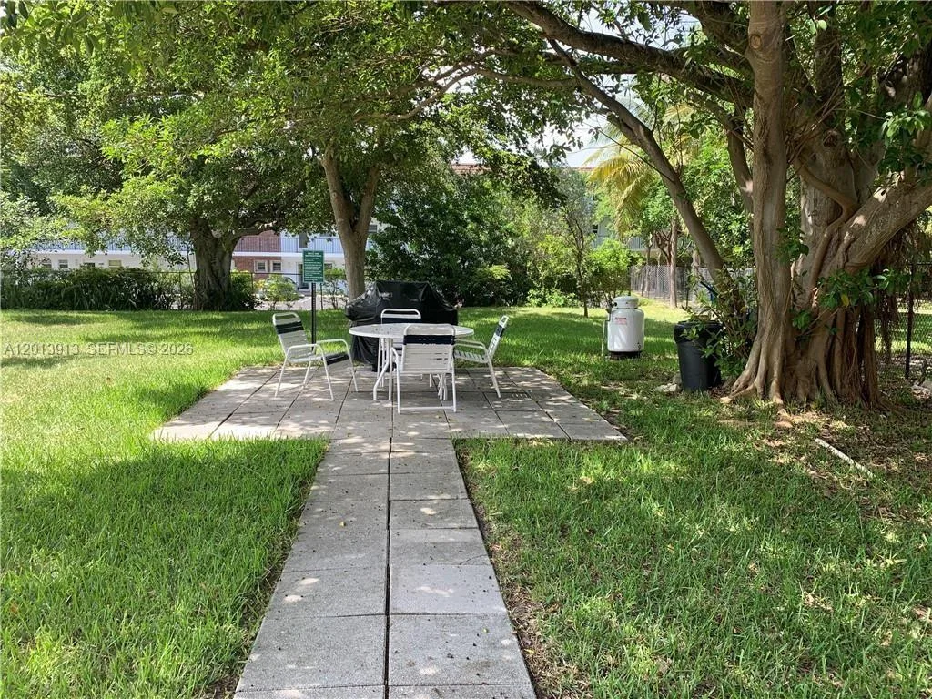 1541 S Ocean Blvd # 317, Lauderdale By The Sea, FL 33062 photo 11