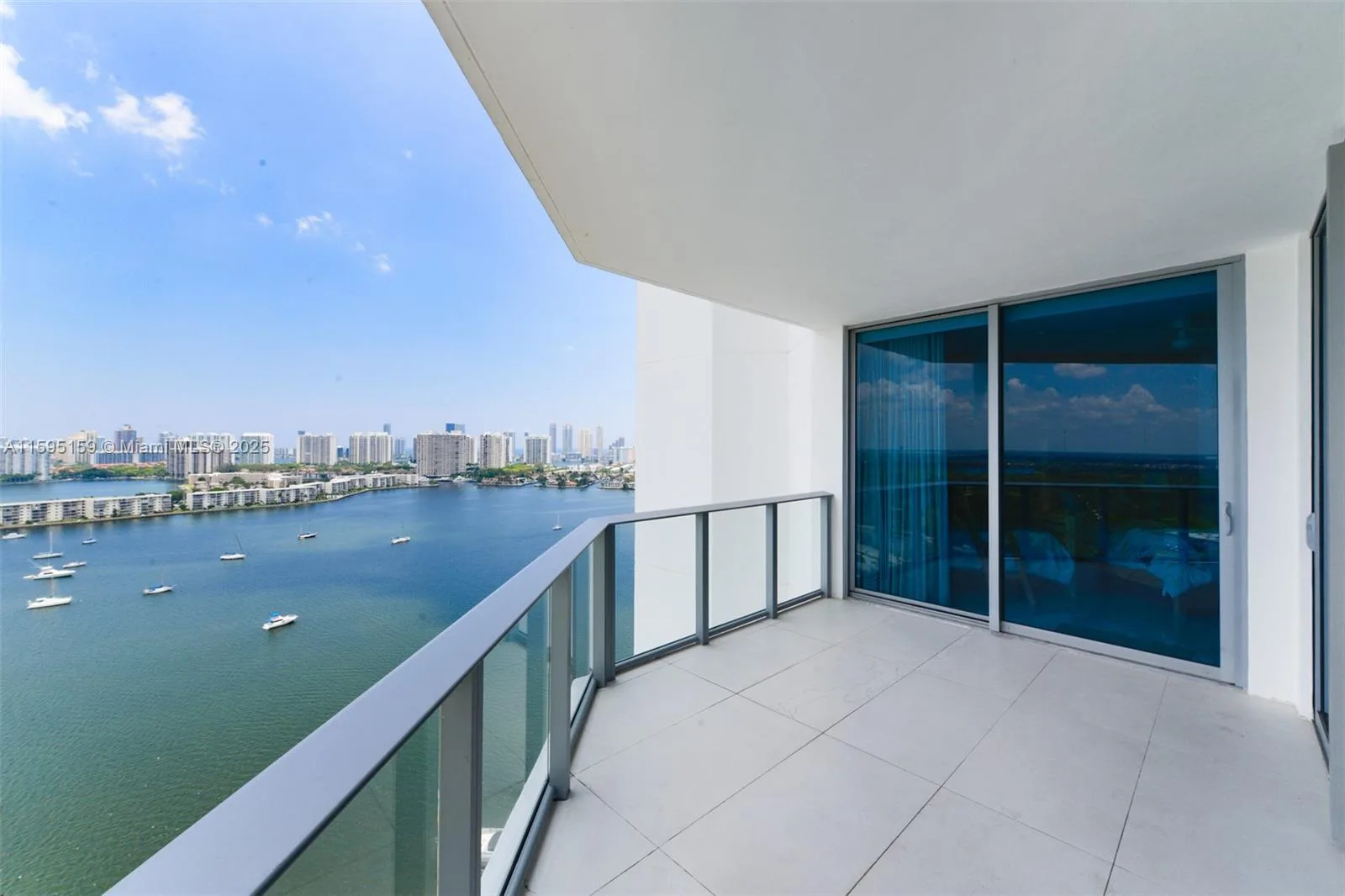 17111 Biscayne Blvd # 2303, North Miami Beach, FL 33160 photo 11