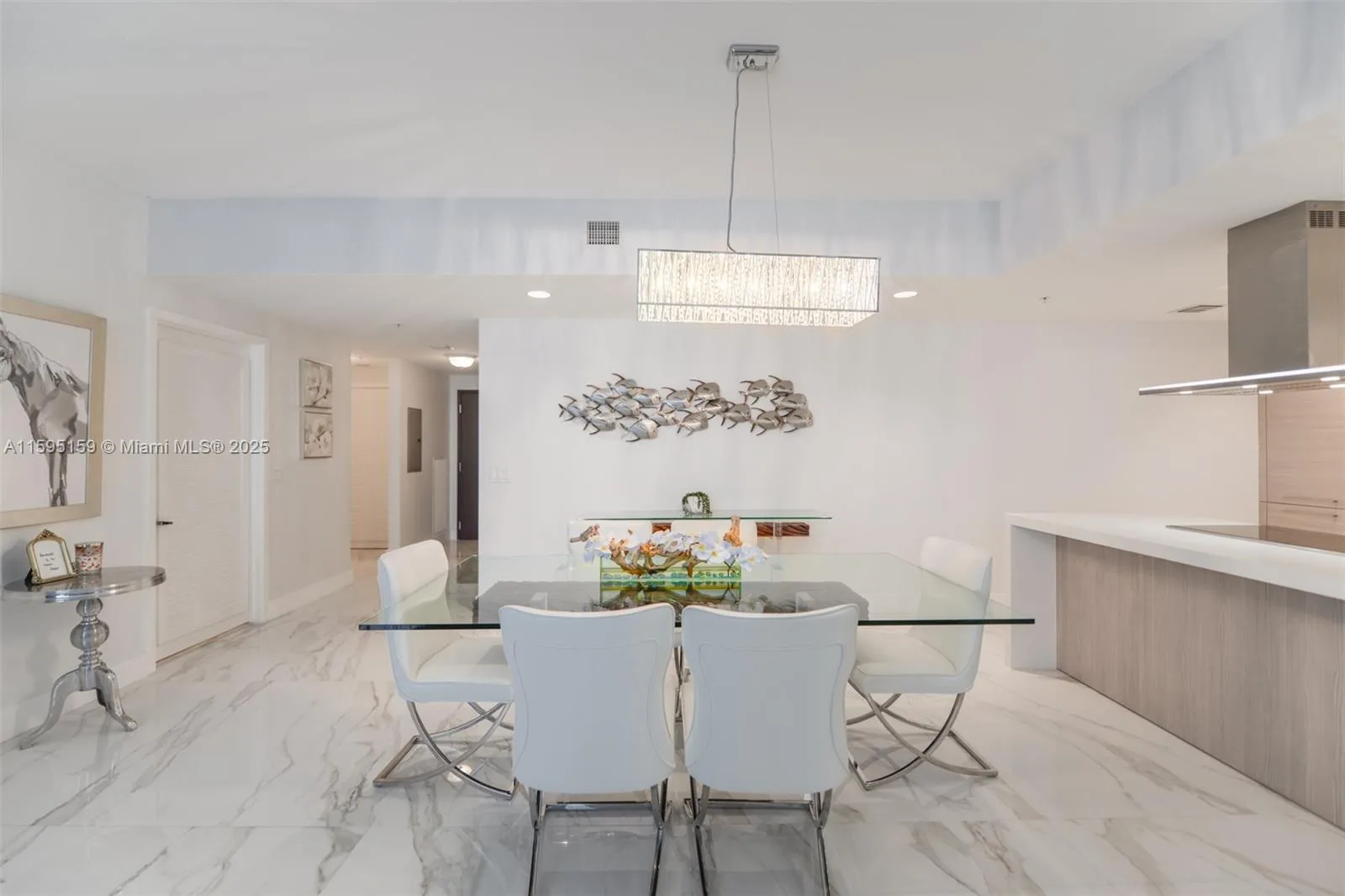 17111 Biscayne Blvd # 2303, North Miami Beach, FL 33160 photo 5