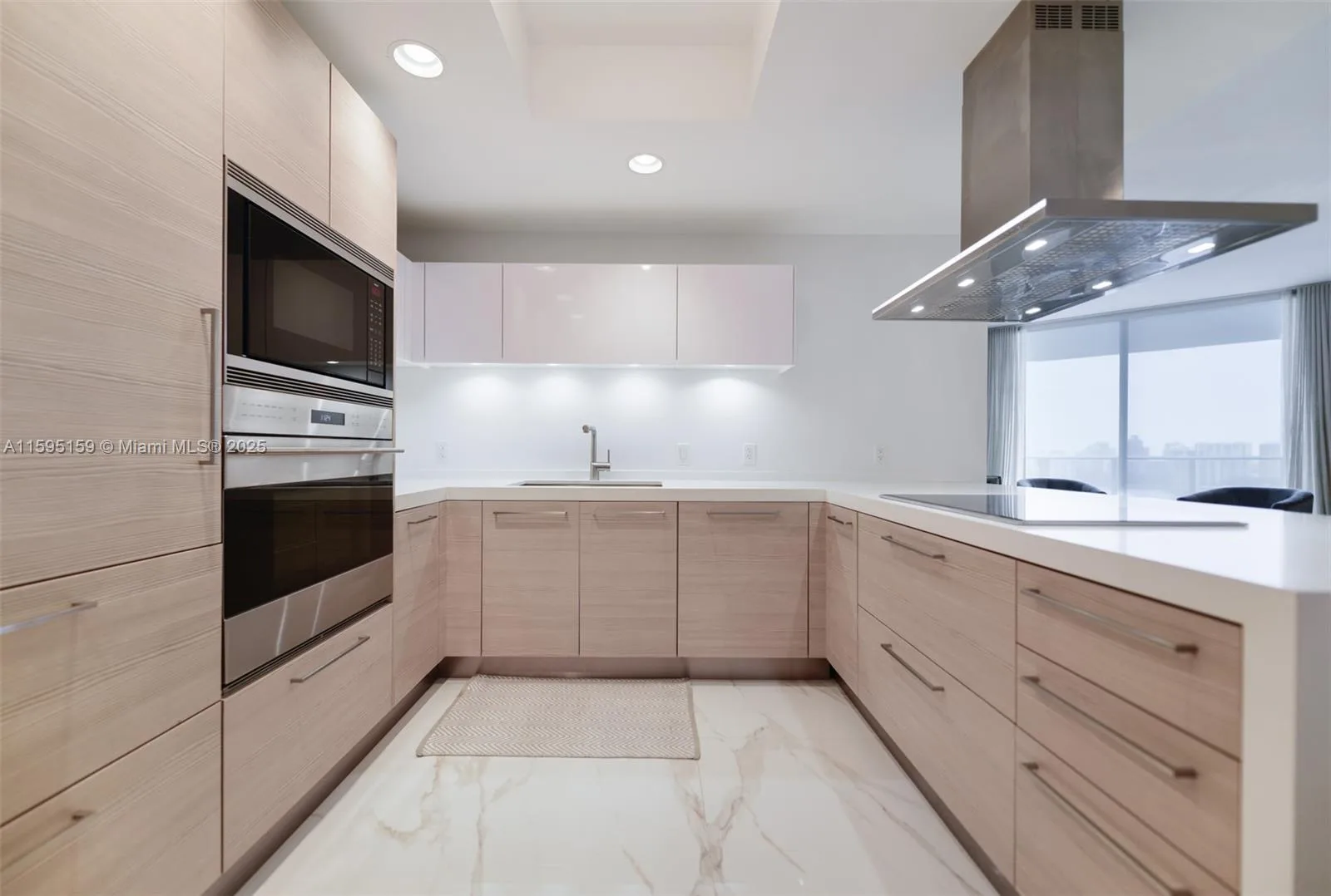 17111 Biscayne Blvd # 2303, North Miami Beach, FL 33160 photo 8