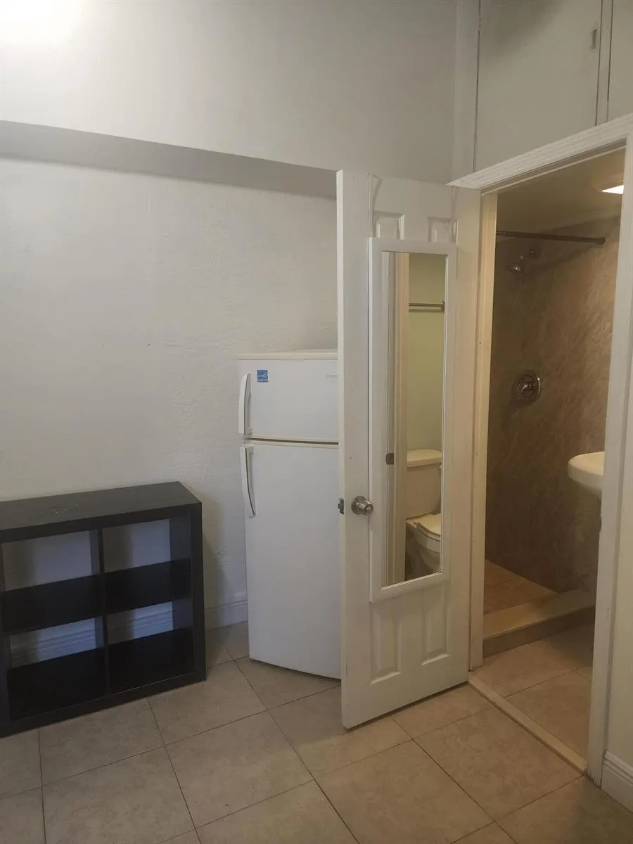 2430 SW 82ND Terrace, Miramar, FL 33025 photo 6