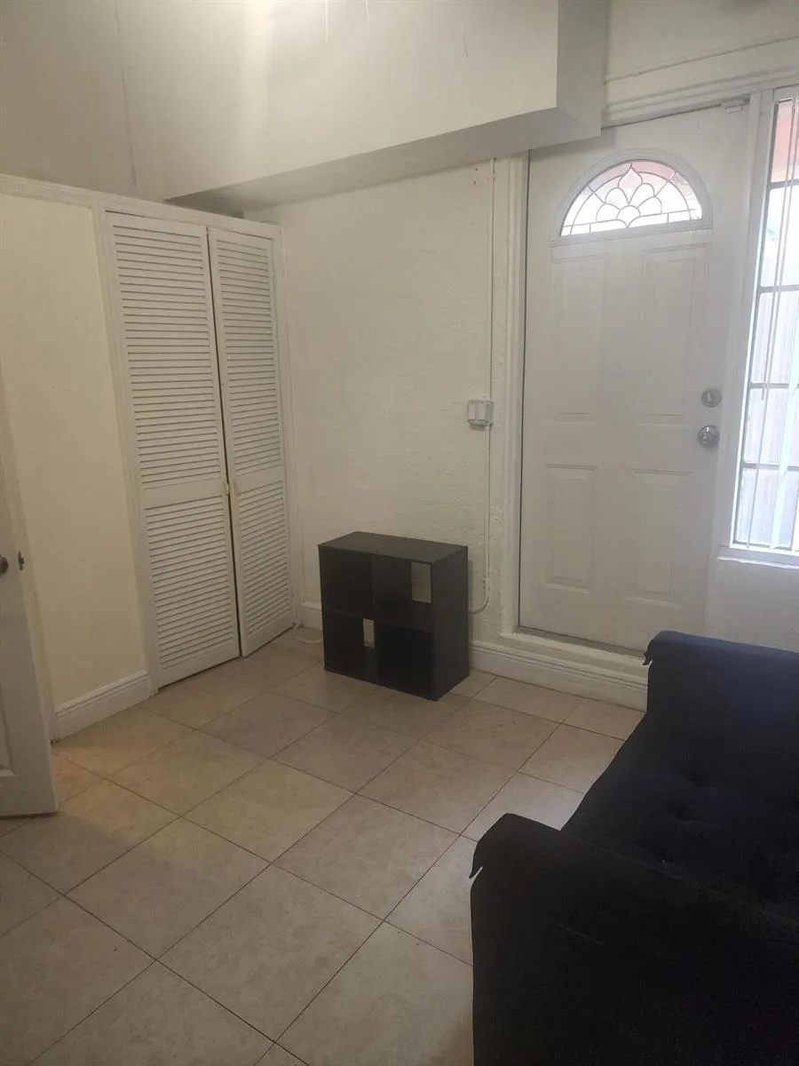 2430 SW 82ND Terrace, Miramar, FL 33025 photo 7