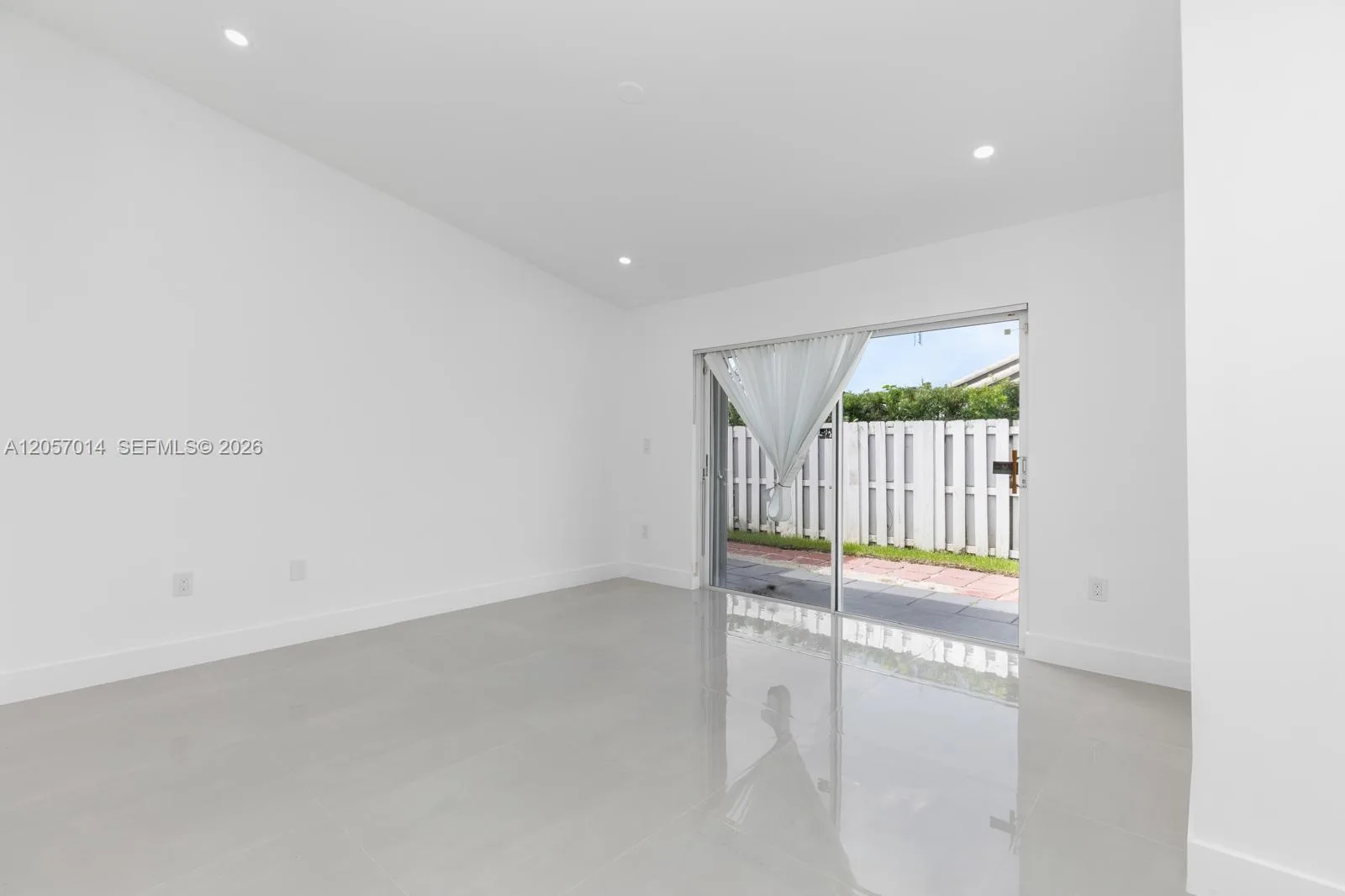 1938 SW 137th Ct, Miami, FL 33175 photo 13
