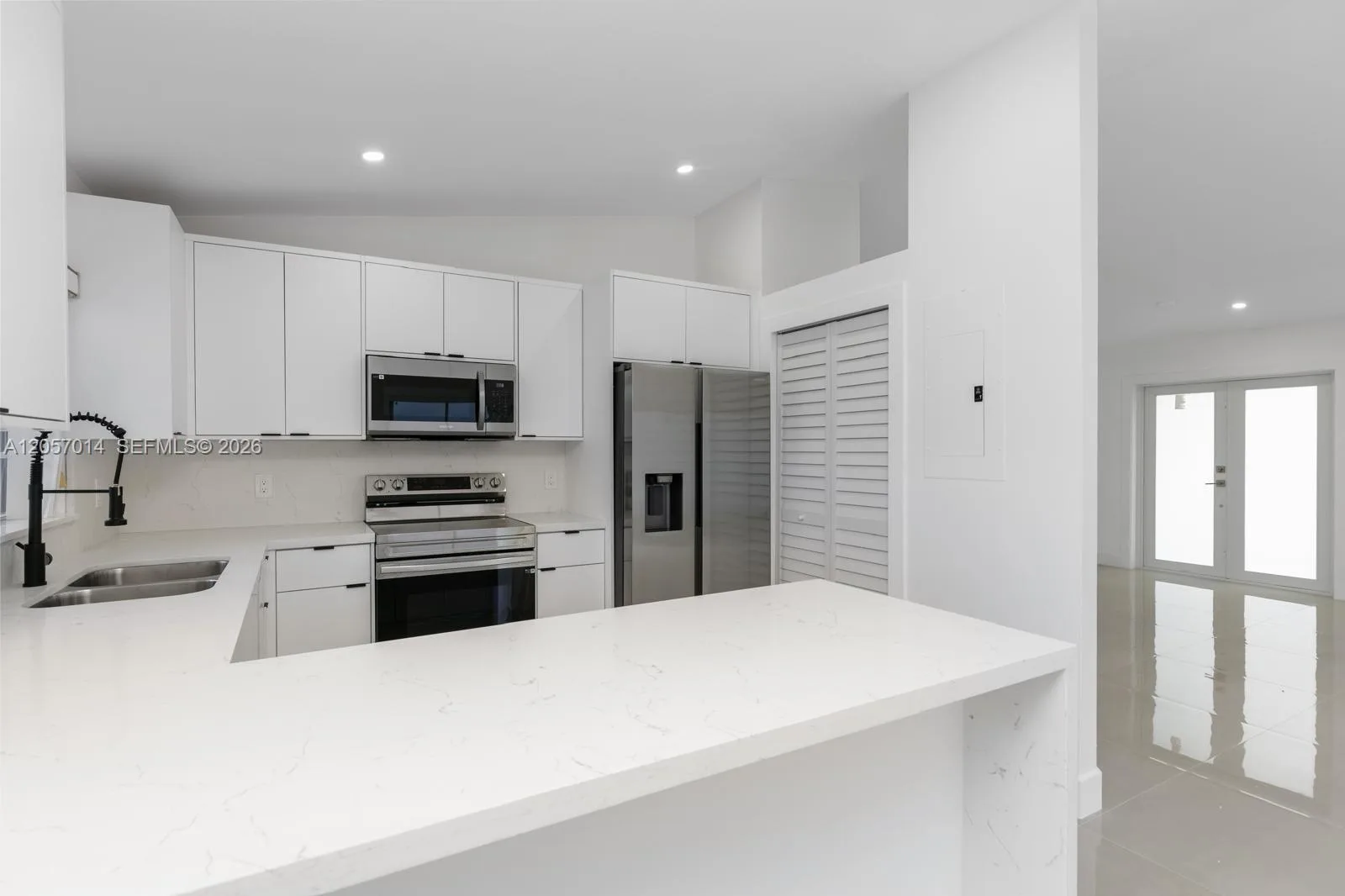 1938 SW 137th Ct, Miami, FL 33175 photo 5