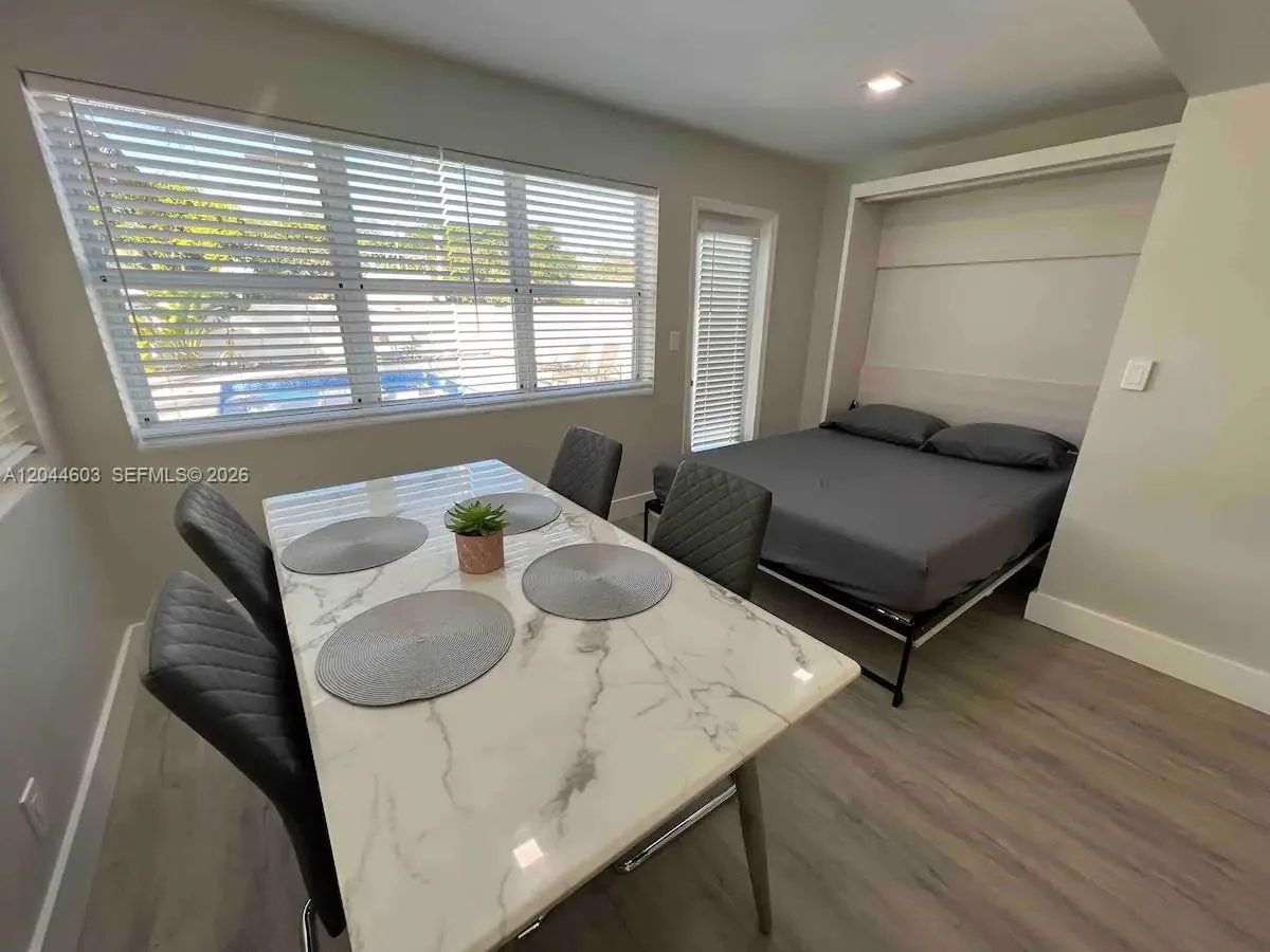 1925 Dewey St, Hollywood, FL 33020 photo 13