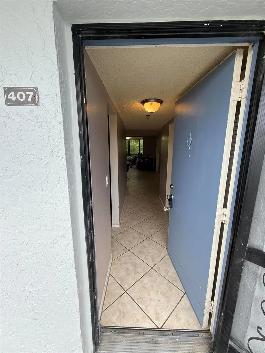 4760 W Lucerne Lakes Blvd W # 407, Lake Worth, FL 33467