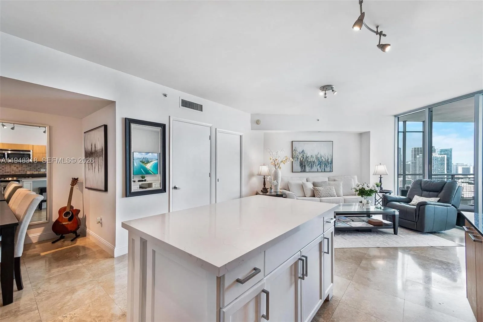 350 S Miami Ave # 3807, Miami, FL 33130 photo 4