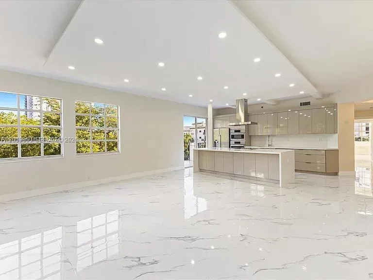 3900 Island Blvd # B408, Aventura, FL 33160 photo 3