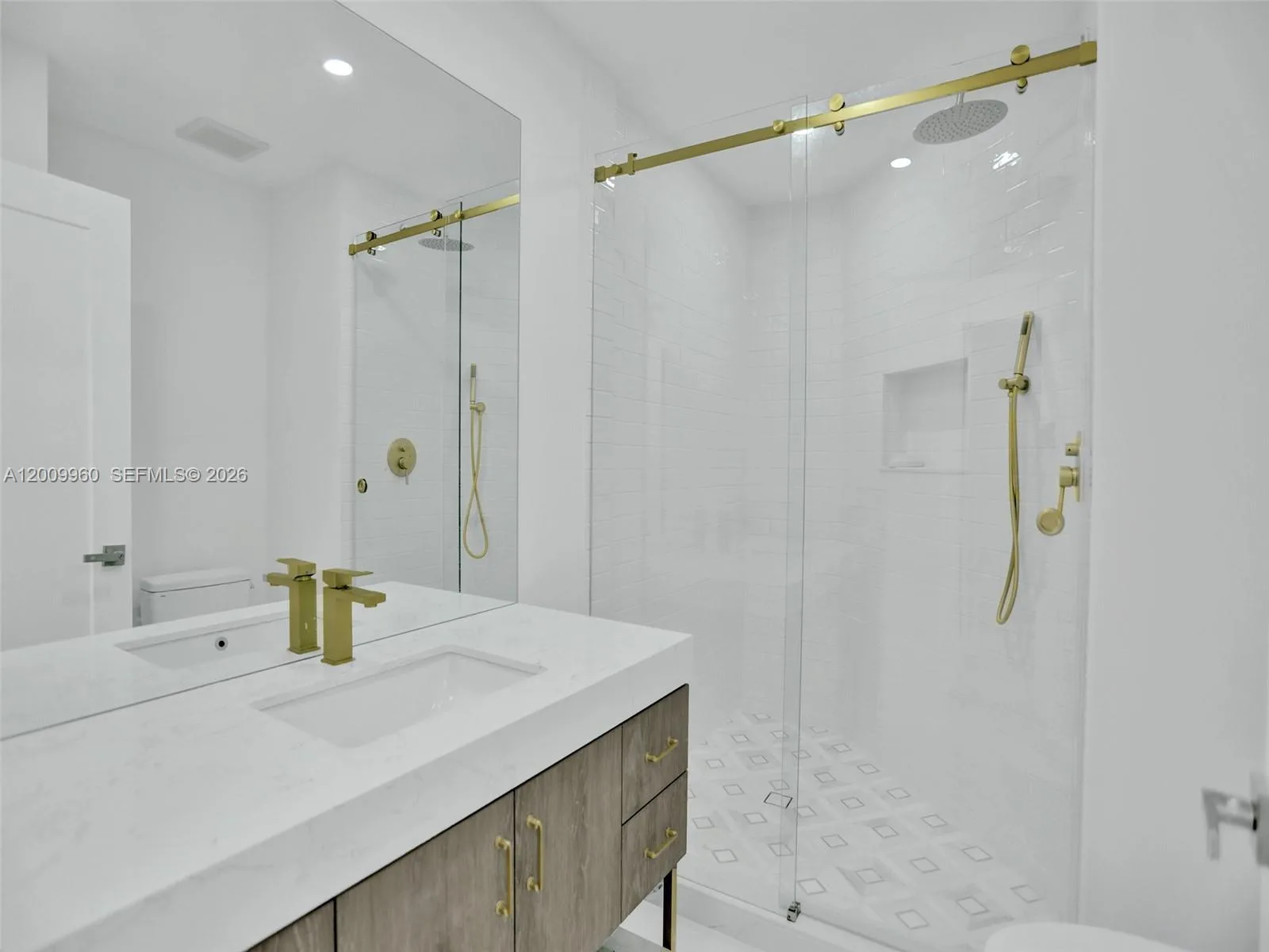 3900 Island Blvd # B408, Aventura, FL 33160 photo 6