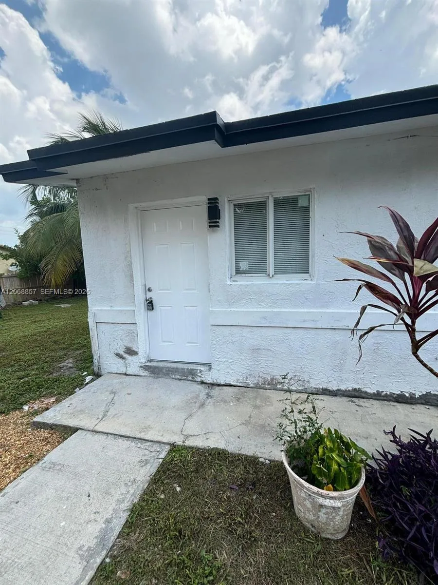4145 SW 19th St # 1, West Park, FL 33023 photo 2