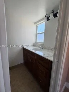 421 NE 14th Ave # 401, Hallandale Beach, FL 33009 photo 12