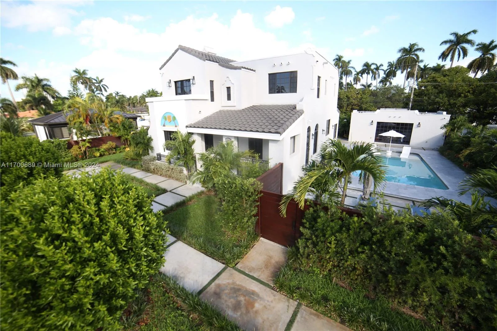 1345 Hollywood Blvd, Hollywood, FL 33019 photo 5