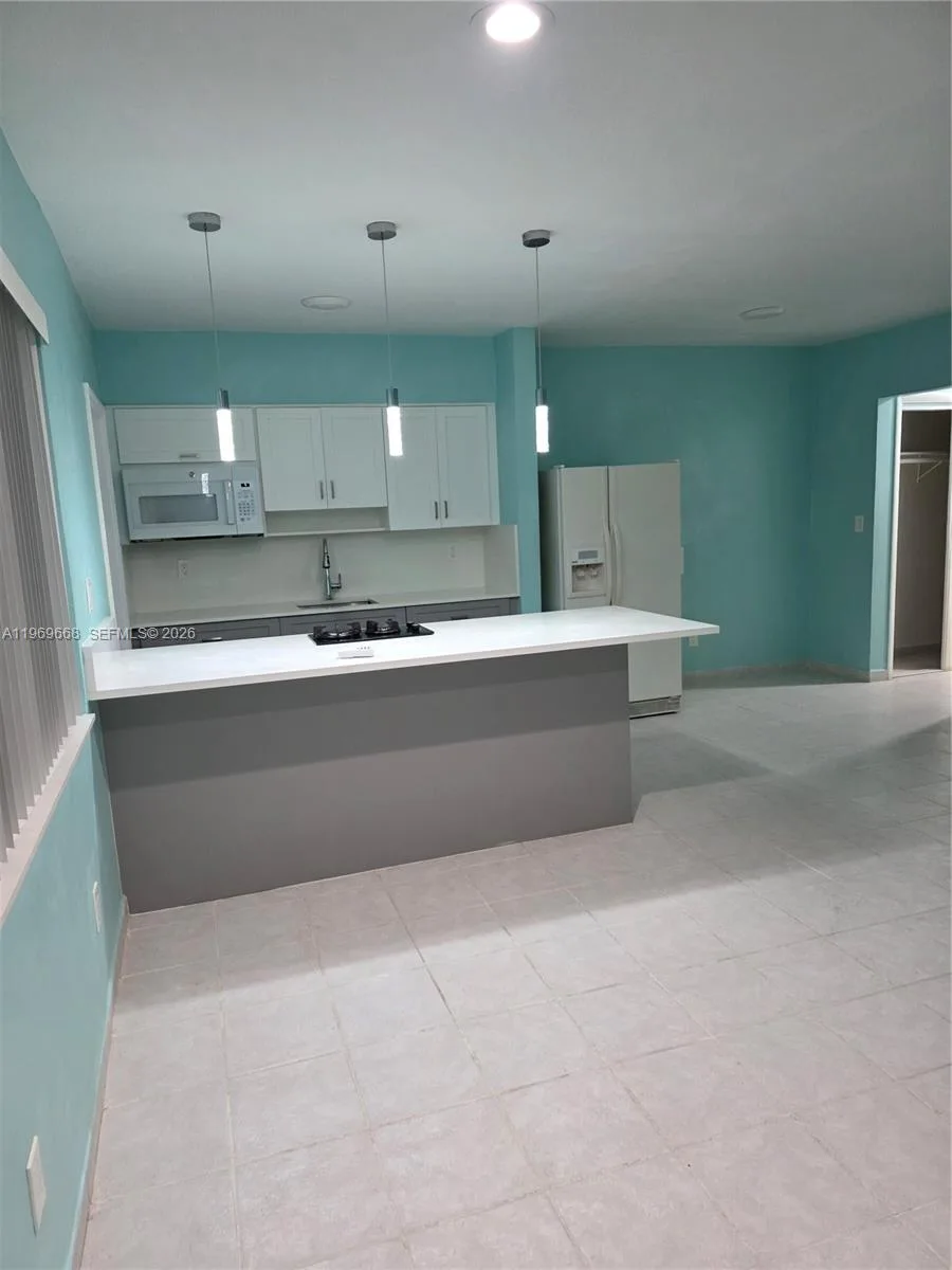 2101 Calais Dr # 8, Miami Beach, FL 33141 photo 5