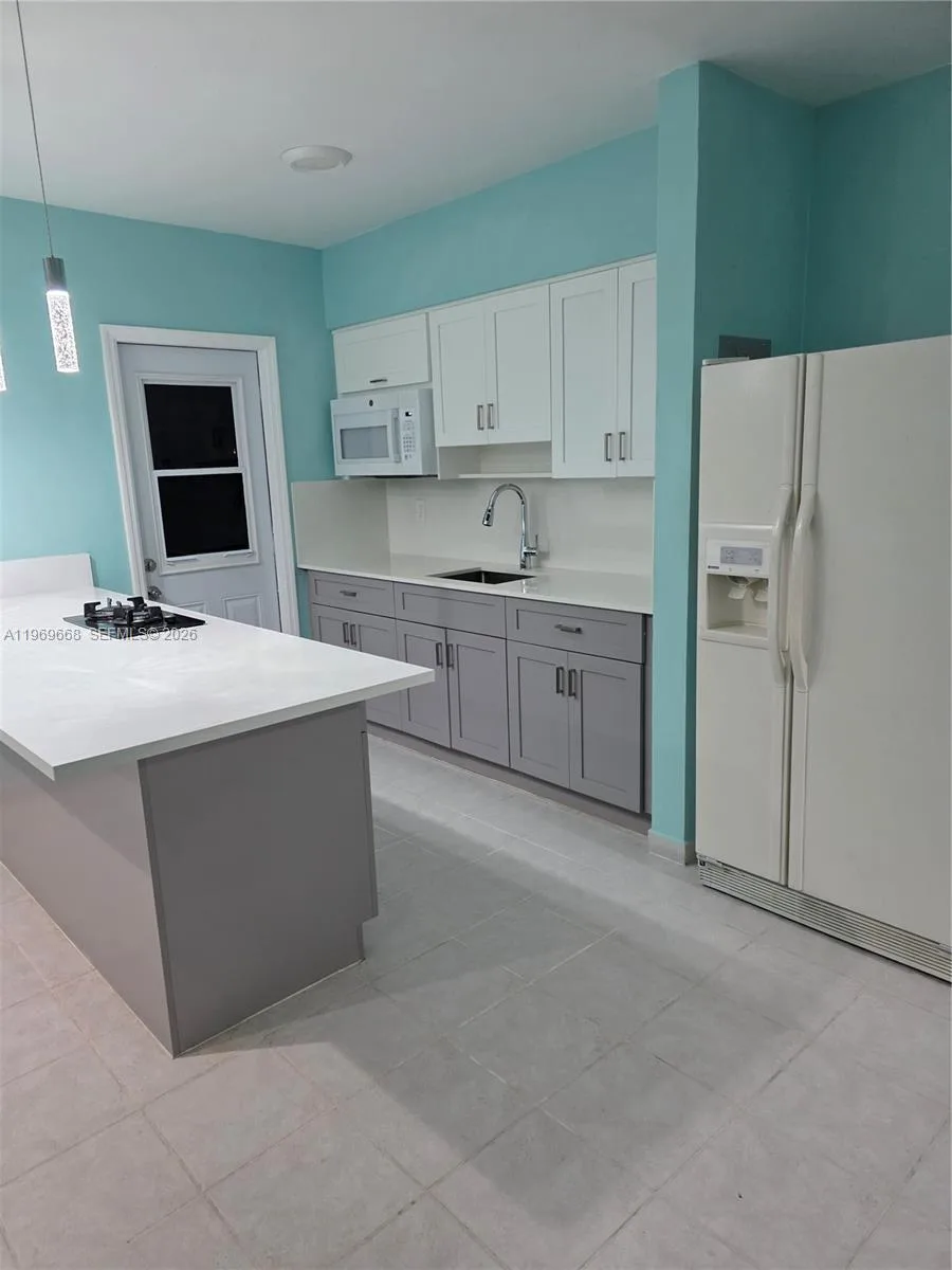 2101 Calais Dr # 8, Miami Beach, FL 33141 photo 7